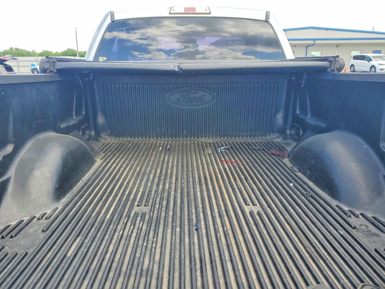 2012 Ford F150 Серебряный vin: 1FTMF1CM8CKD12855