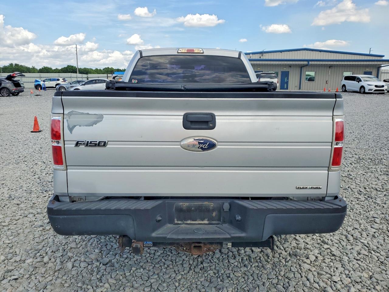 2012 Ford F150 Серебряный vin: 1FTMF1CM8CKD12855