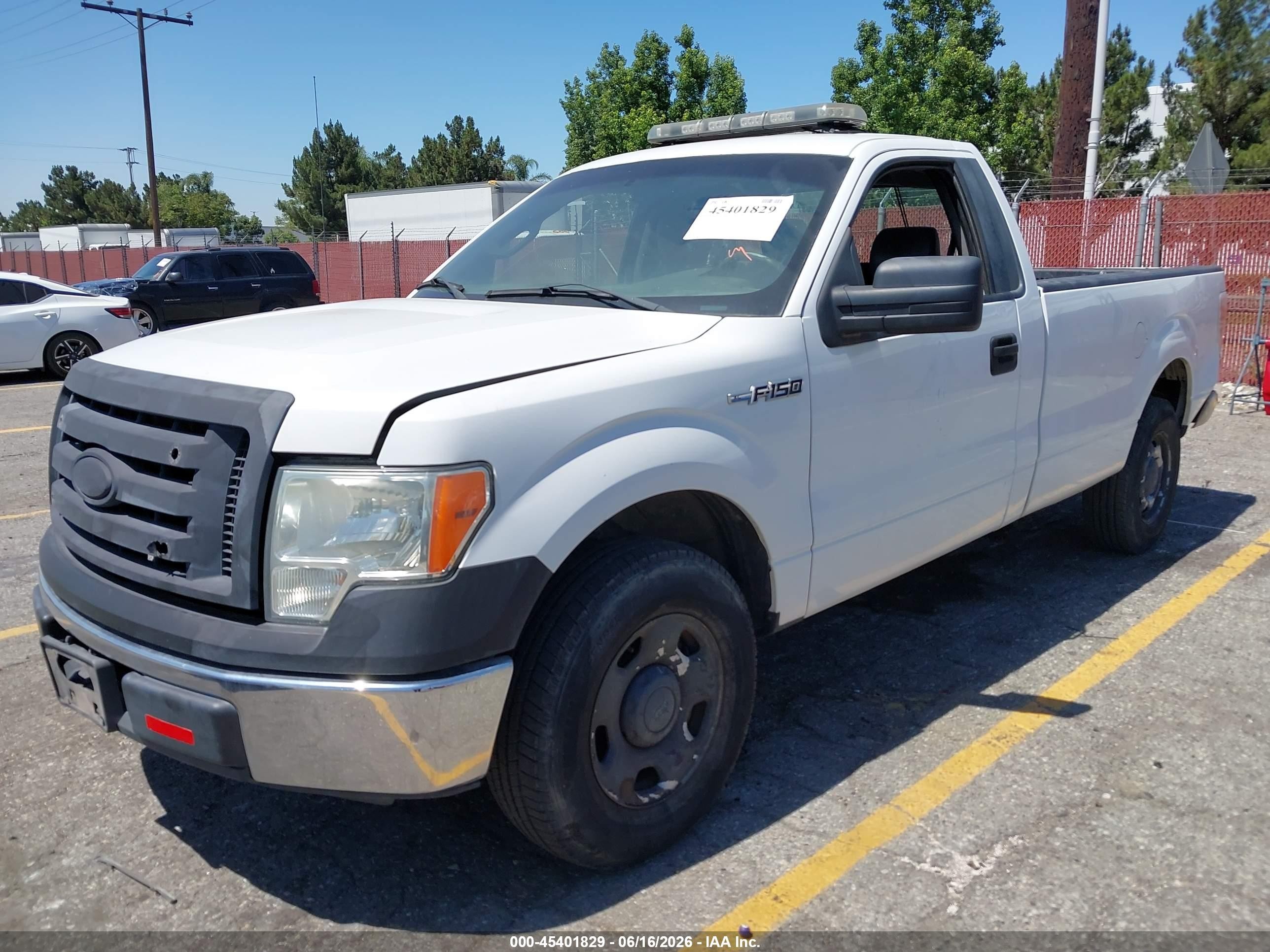 2012 Ford F-150 Xl White vin: 1FTMF1CM8CKD88625