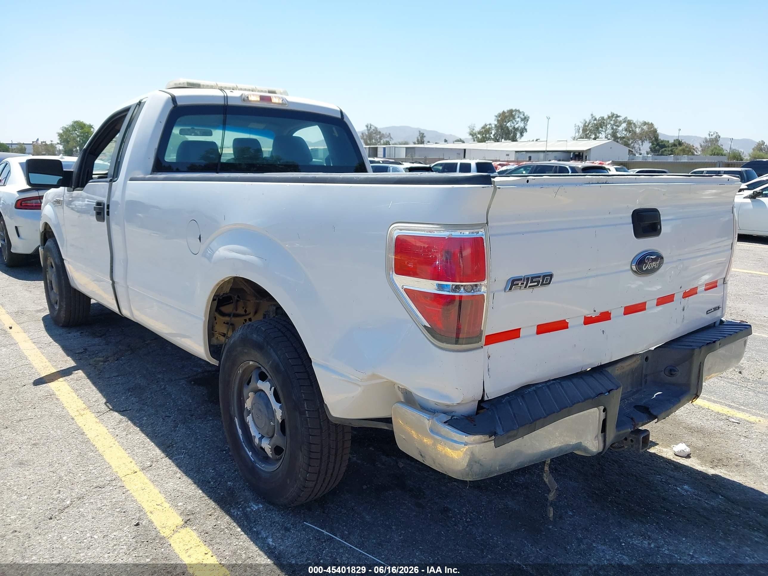 2012 Ford F-150 Xl White vin: 1FTMF1CM8CKD88625
