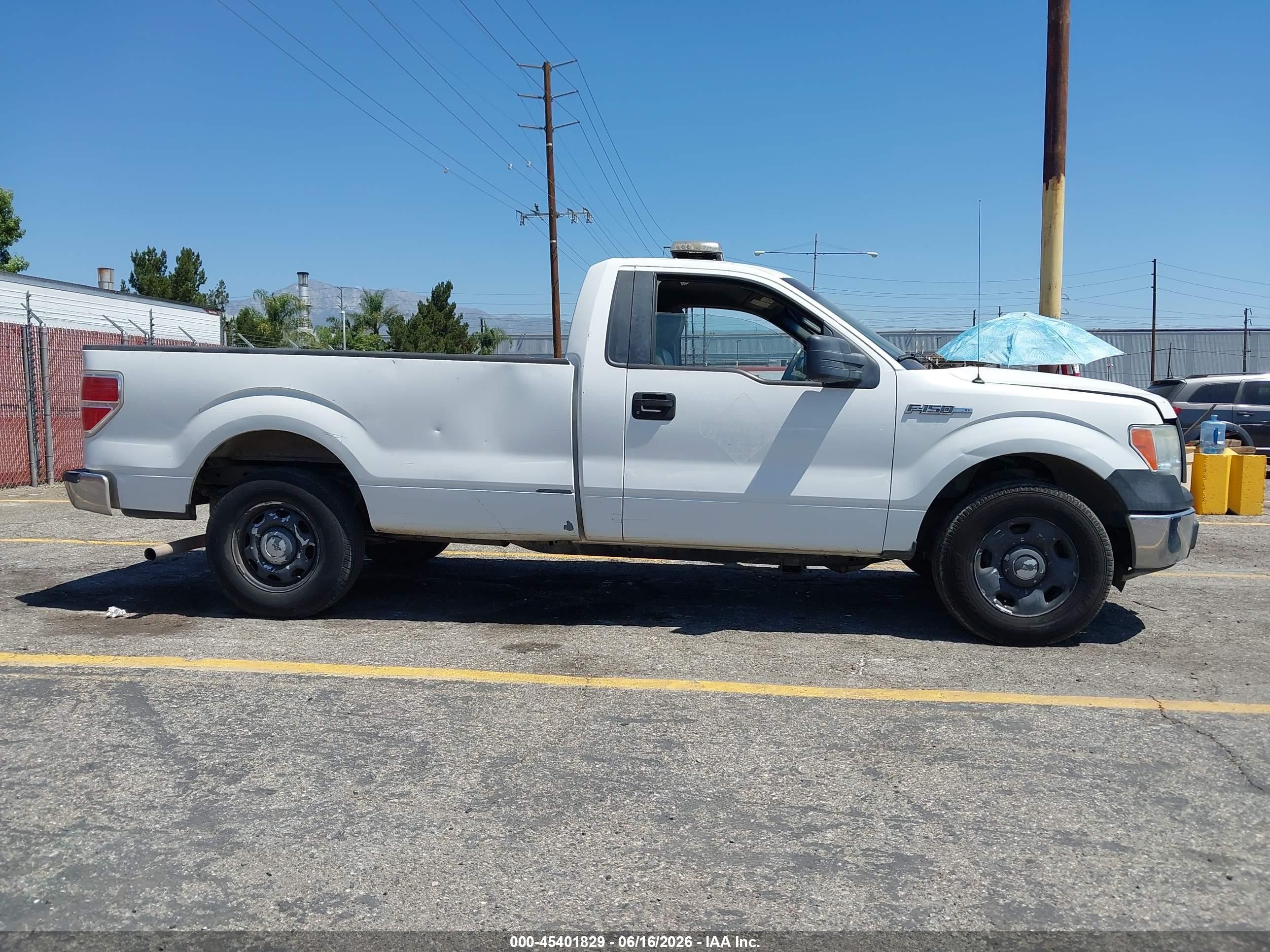 2012 Ford F-150 Xl White vin: 1FTMF1CM8CKD88625