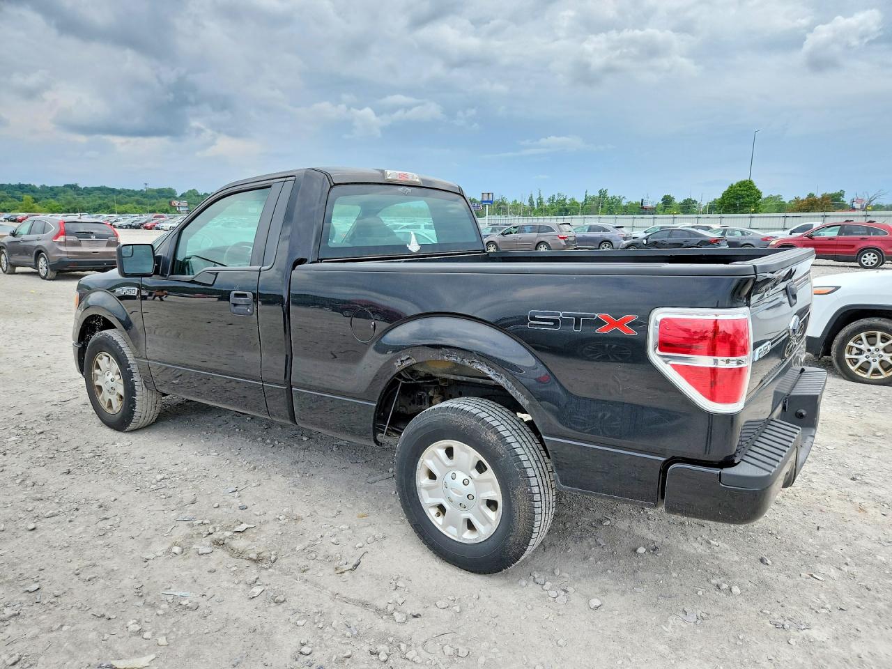 2013 Ford F150 Black vin: 1FTMF1CM8DKF71699