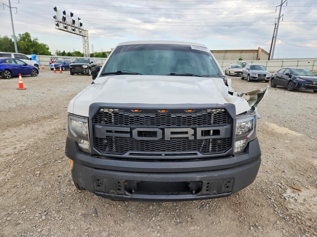 2014 Ford F150 White vin: 1FTMF1CM8EFB18189