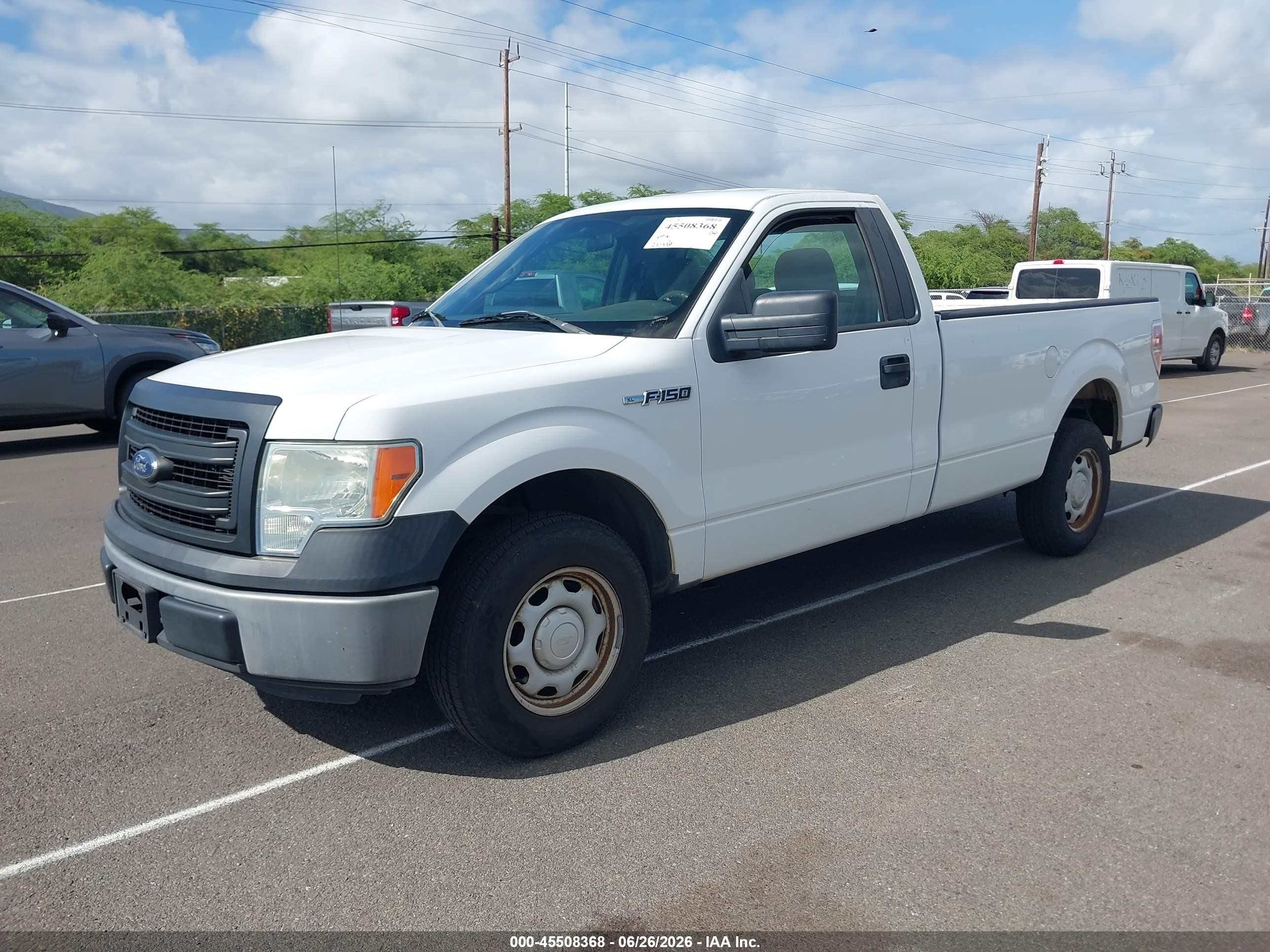 2014 Ford F-150 Stx/xl/xlt White vin: 1FTMF1CM8EKE66470