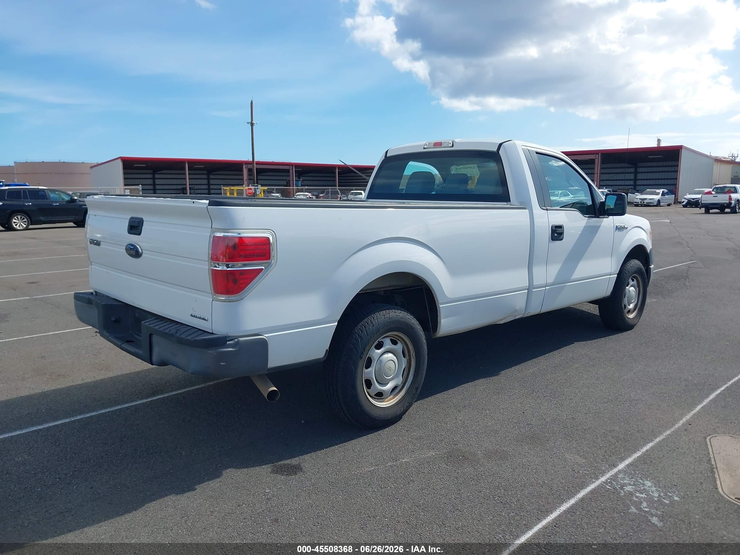 2014 Ford F-150 Stx/xl/xlt White vin: 1FTMF1CM8EKE66470