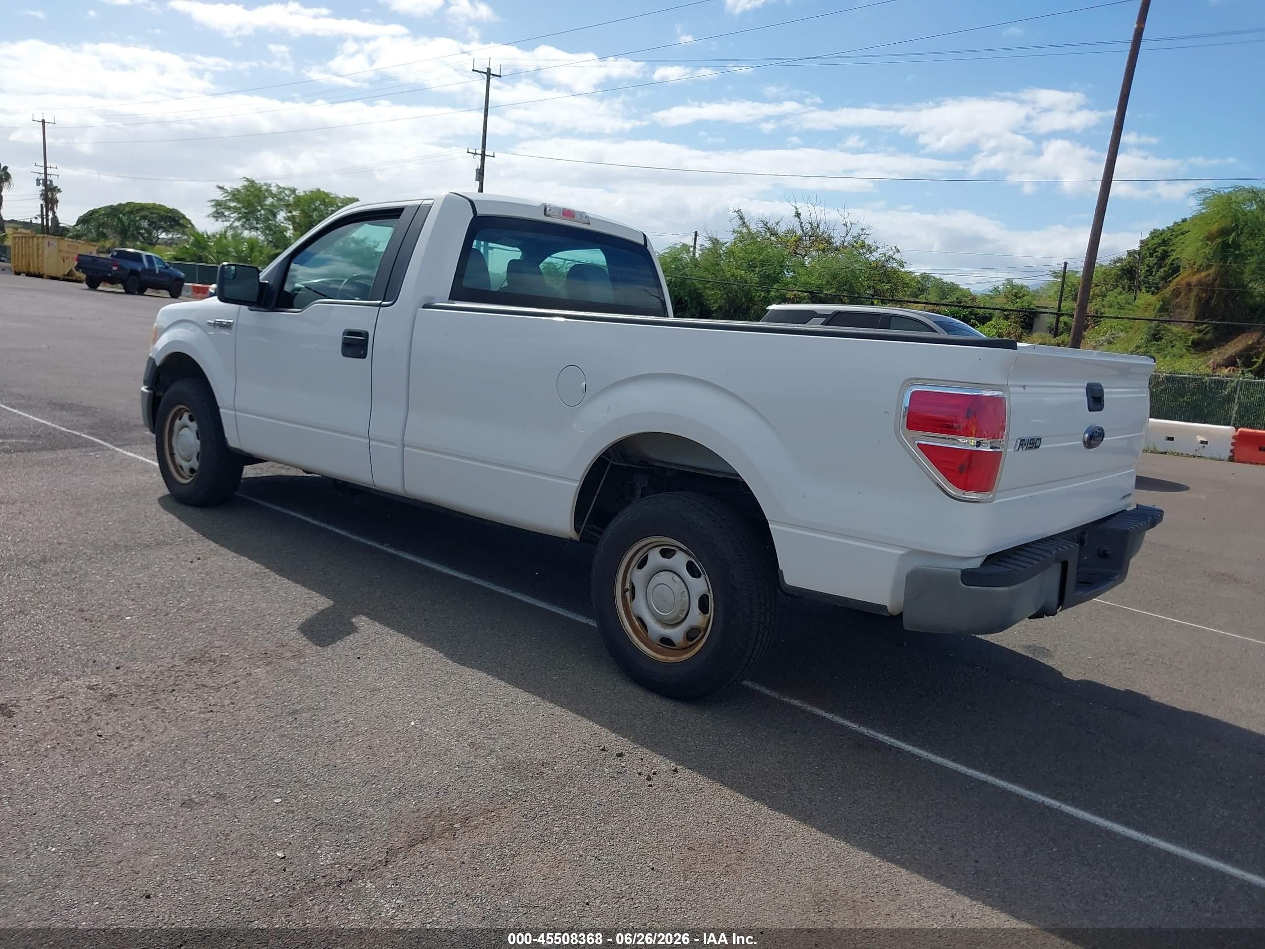 2014 Ford F-150 Stx/xl/xlt White vin: 1FTMF1CM8EKE66470