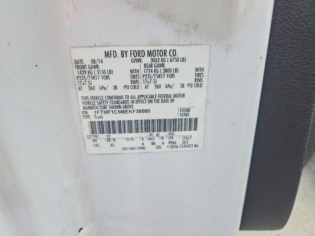 2014 Ford F150 White vin: 1FTMF1CM8EKF39580