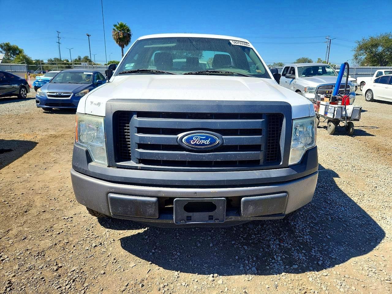 2012 Ford F150 White vin: 1FTMF1CM9CKD05526