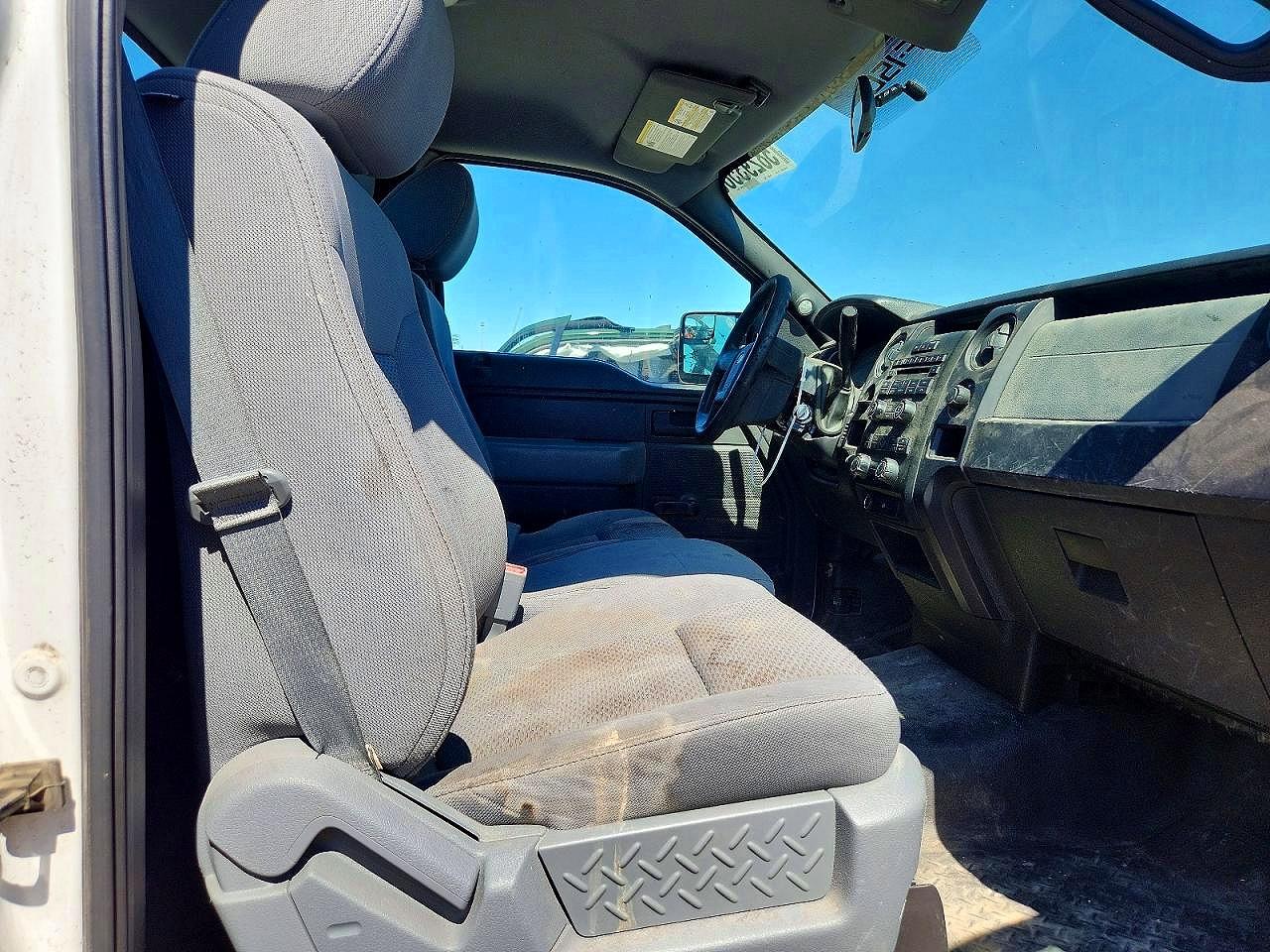 2012 Ford F150 White vin: 1FTMF1CM9CKD05526