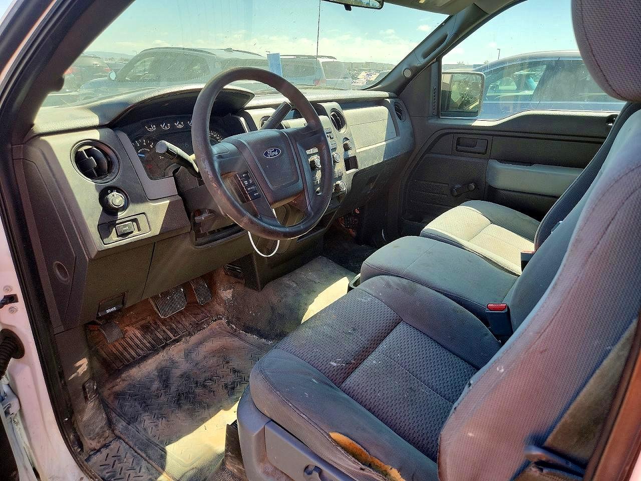 2012 Ford F150 White vin: 1FTMF1CM9CKD05526