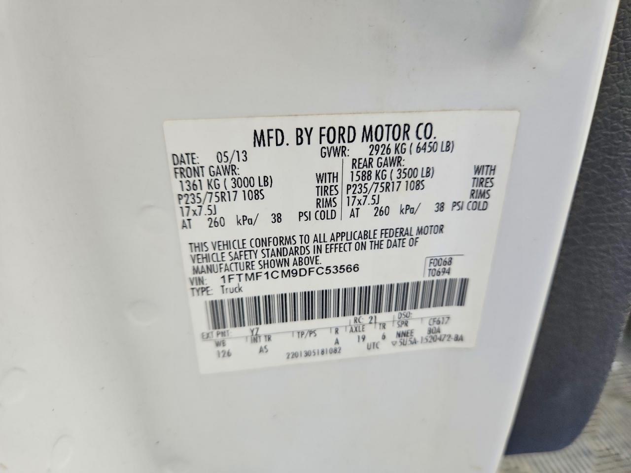 2013 Ford F150 White vin: 1FTMF1CM9DFC53566