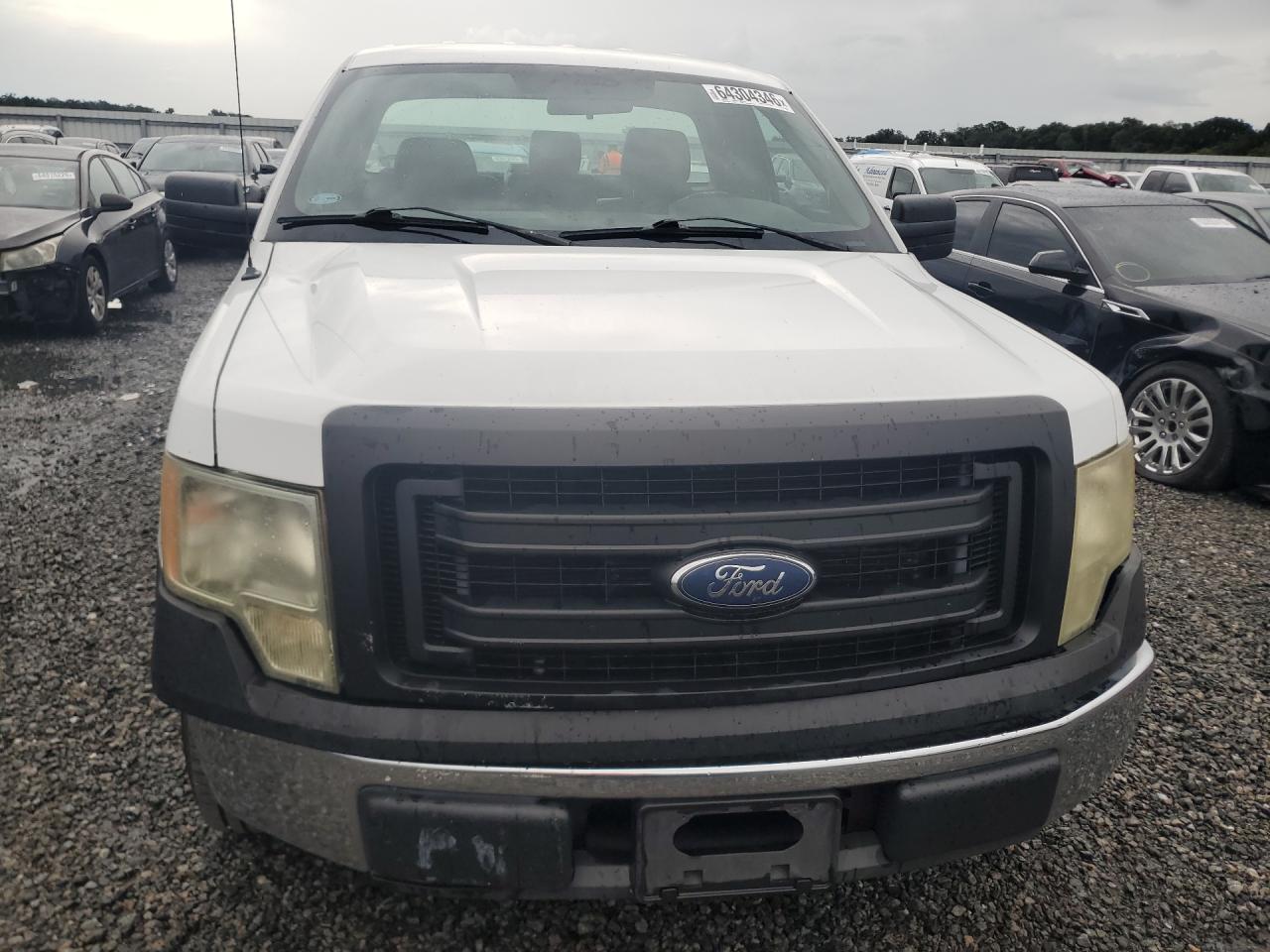 2013 Ford F150 White vin: 1FTMF1CM9DKD34672
