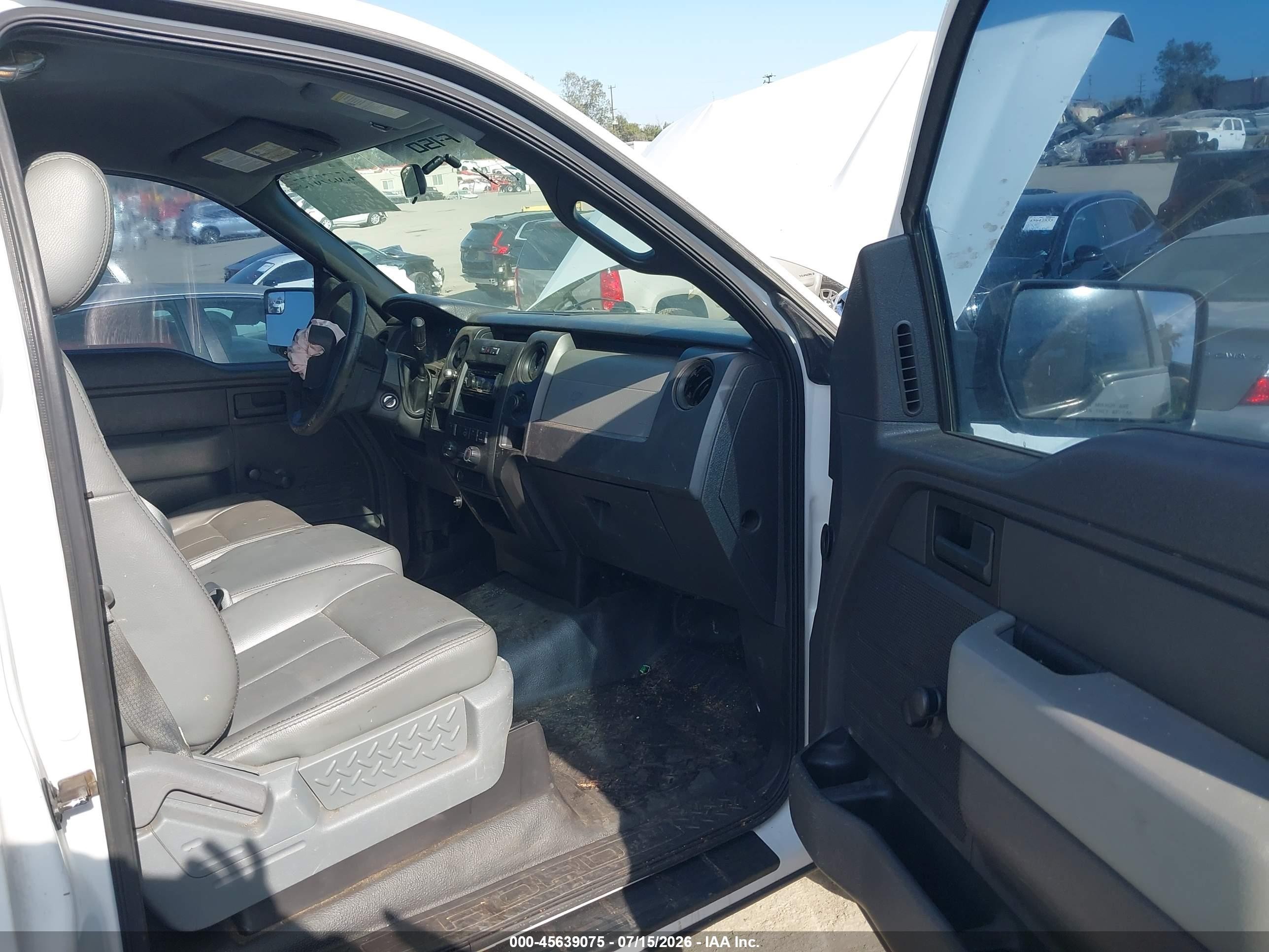 2013 Ford F-150 Xl Белый vin: 1FTMF1CM9DKD55957