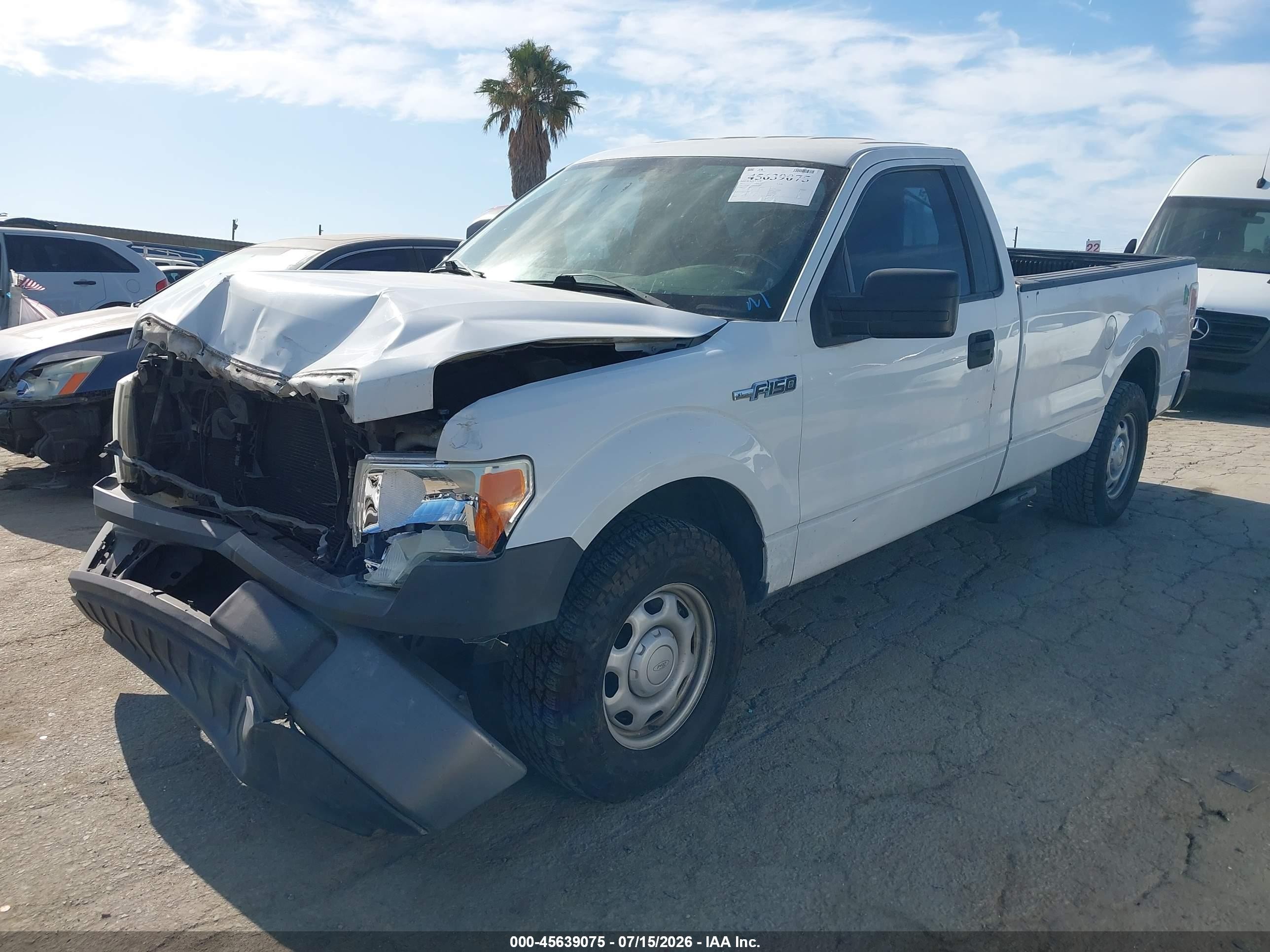 2013 Ford F-150 Xl Белый vin: 1FTMF1CM9DKD55957