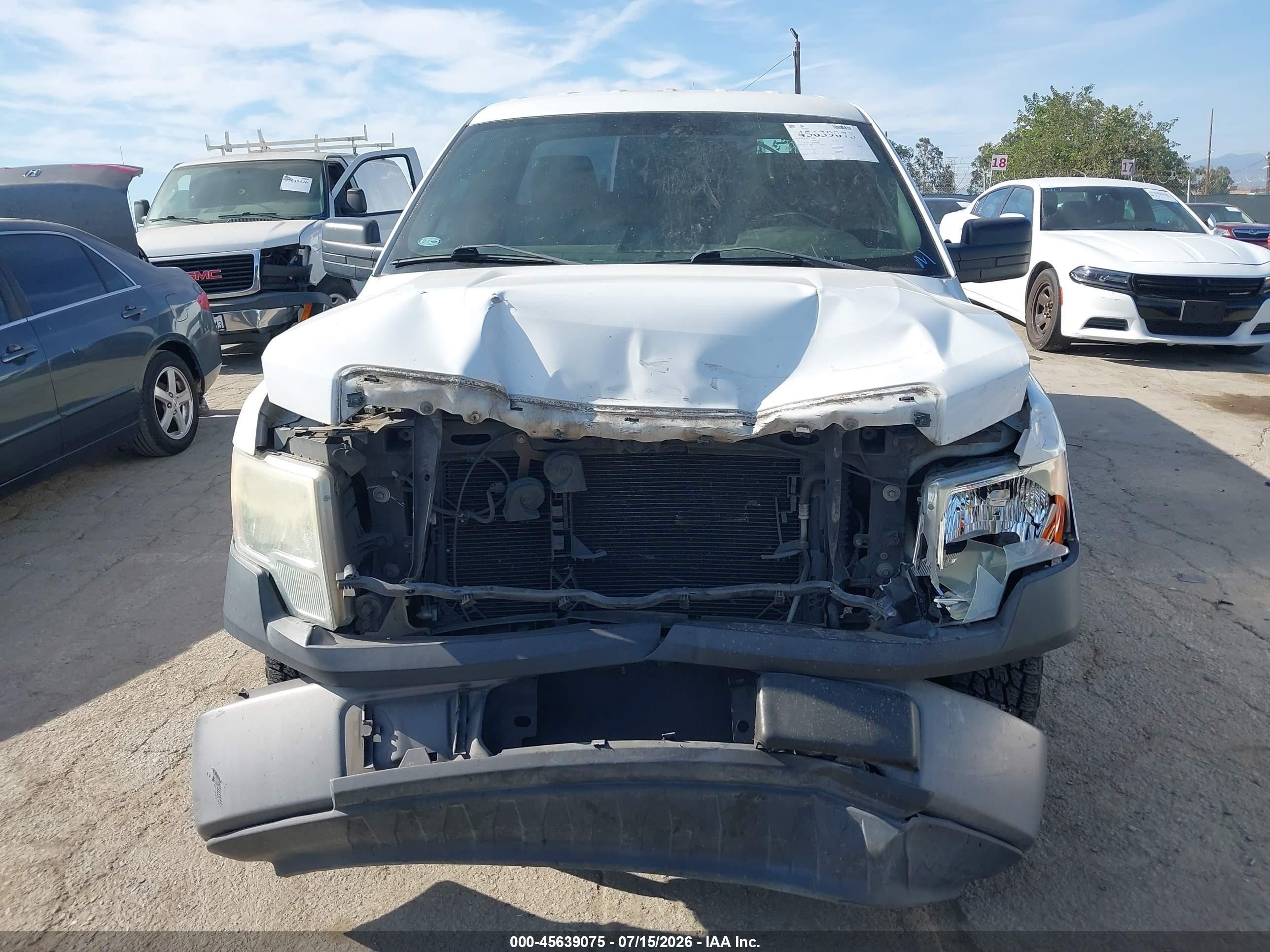2013 Ford F-150 Xl Белый vin: 1FTMF1CM9DKD55957