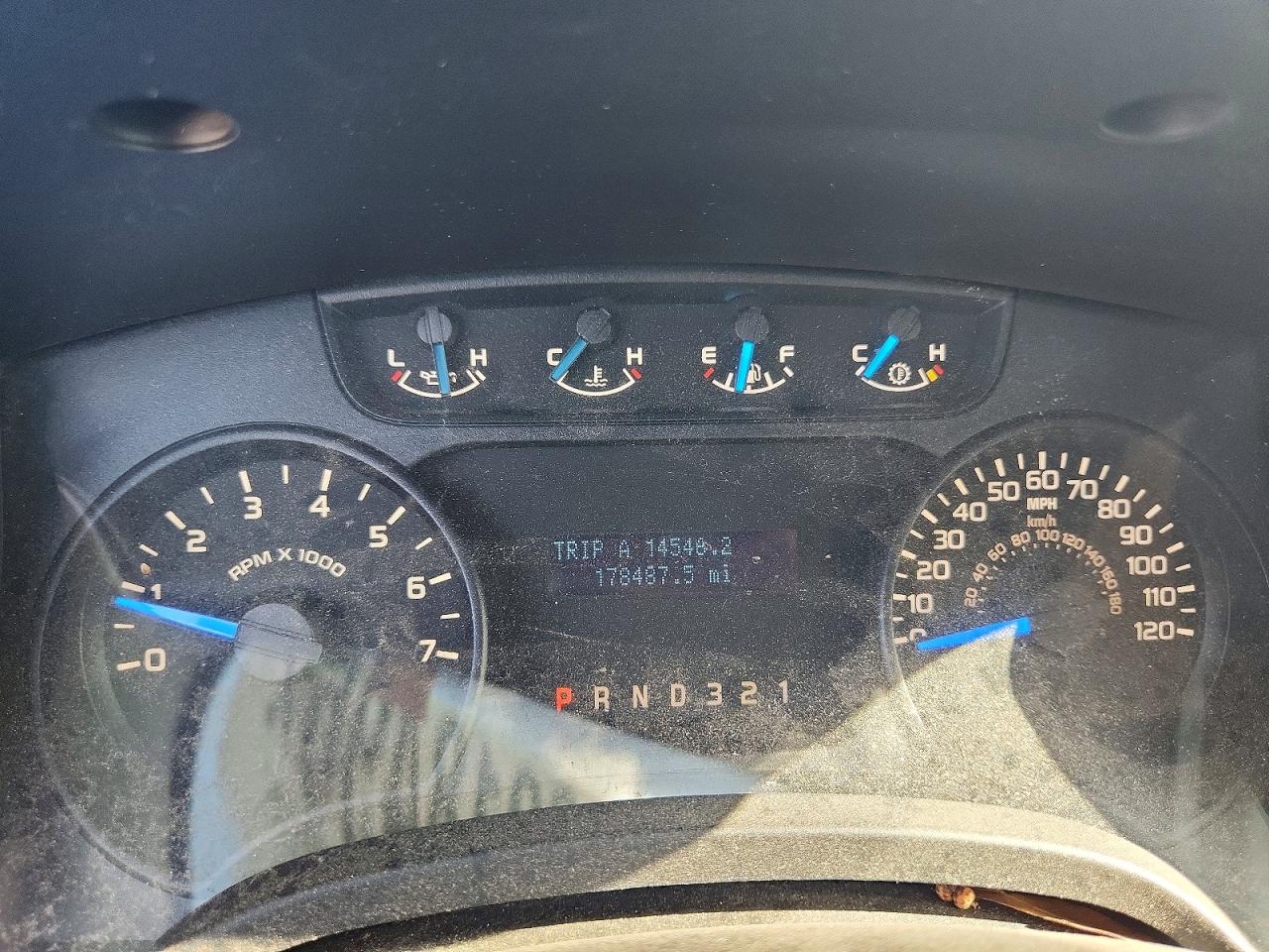 2013 Ford F150 Silver vin: 1FTMF1CM9DKE14697
