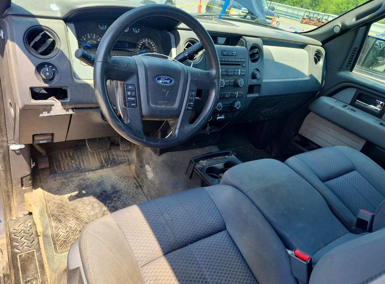 2013 Ford F150 Blue vin: 1FTMF1CM9DKE33976