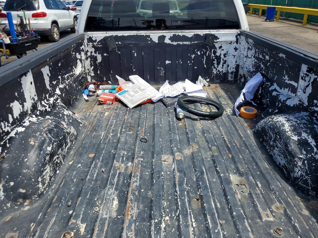 2013 Ford F150 White vin: 1FTMF1CM9DKF27811
