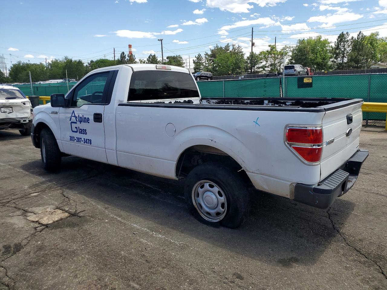 2013 Ford F150 White vin: 1FTMF1CM9DKF27811