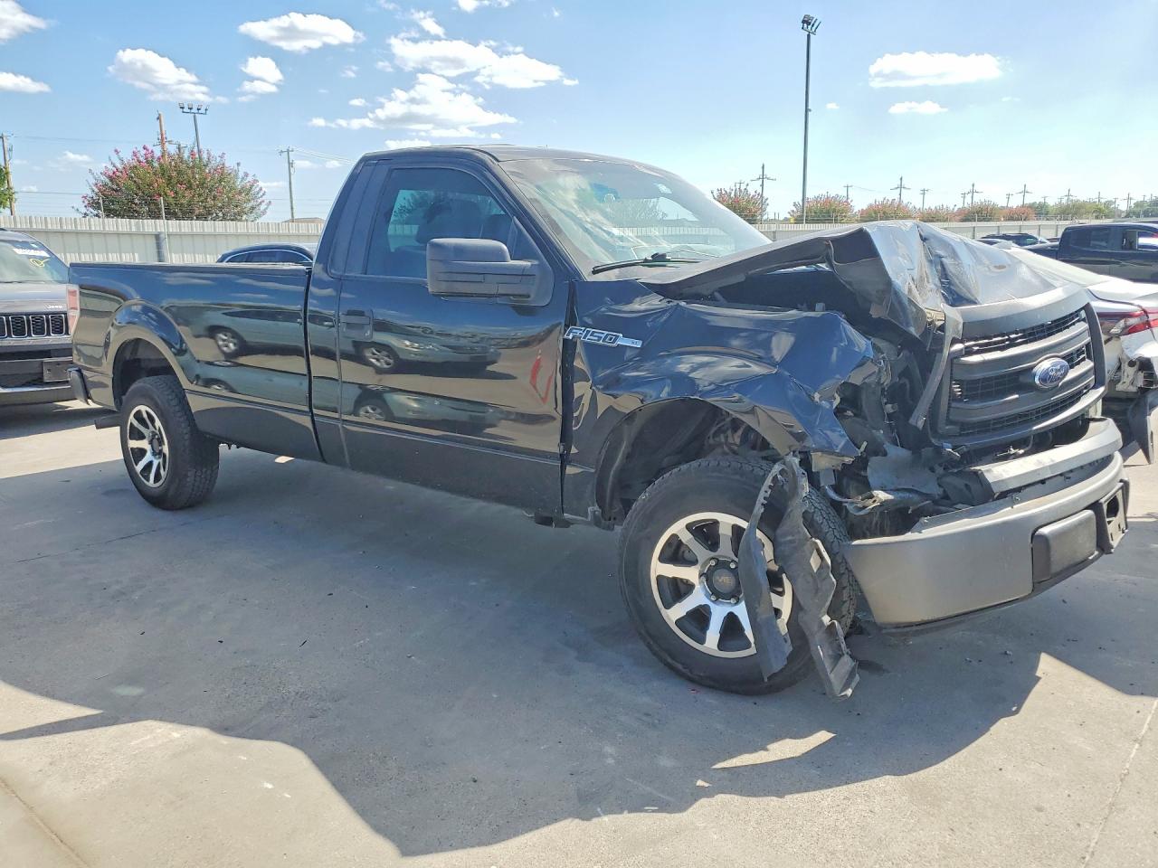 2013 Ford F150 Black vin: 1FTMF1CM9DKG25544