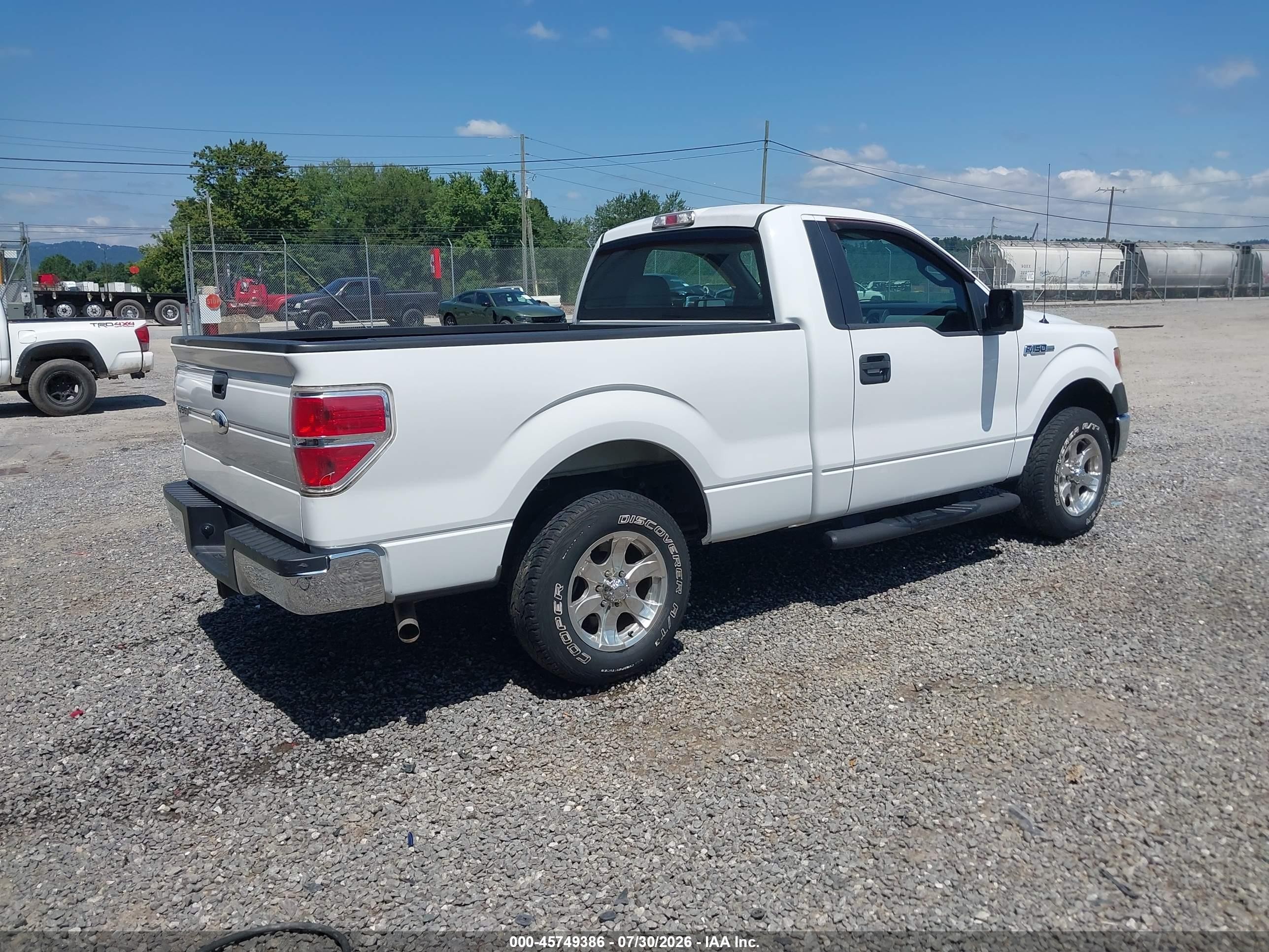 2014 Ford F-150 Xl Белый vin: 1FTMF1CM9EFA23091
