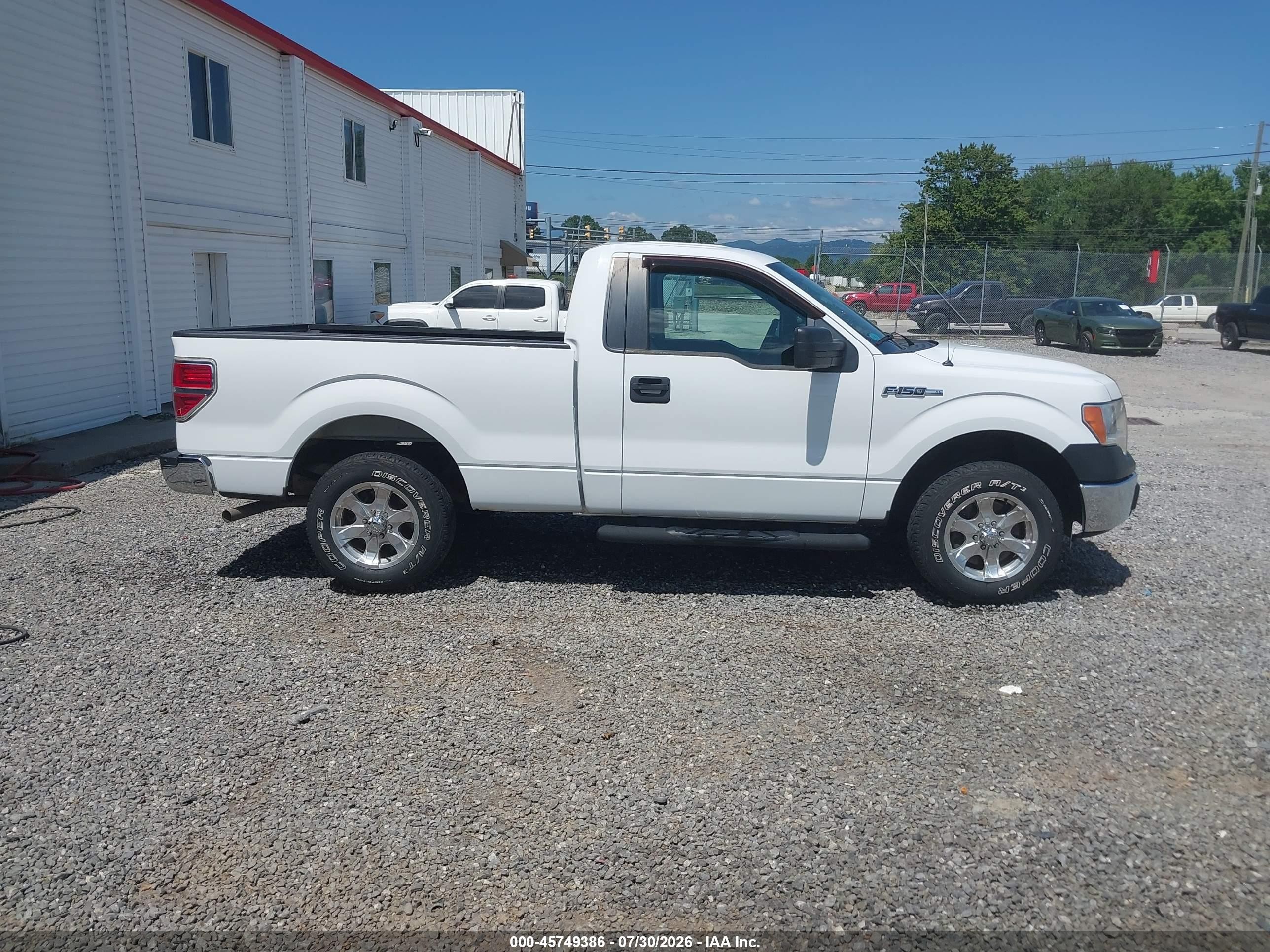 2014 Ford F-150 Xl Белый vin: 1FTMF1CM9EFA23091