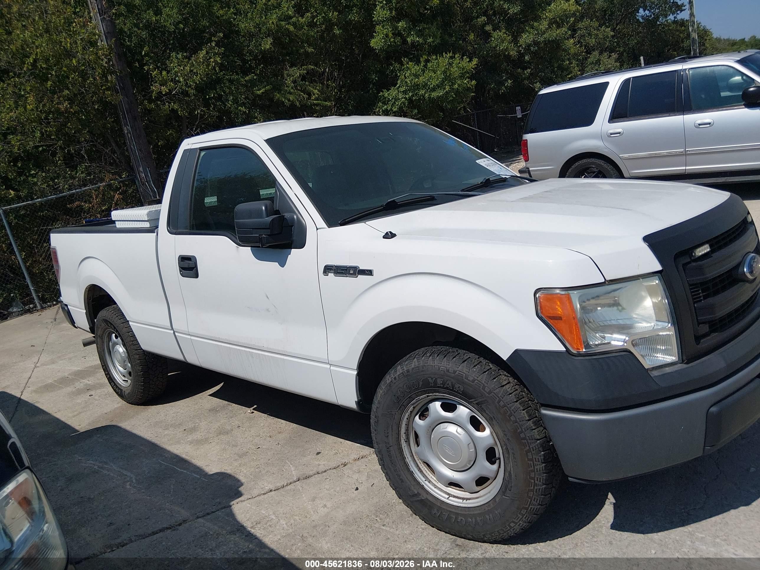 2014 Ford F-150 Xl White vin: 1FTMF1CM9EKD77605