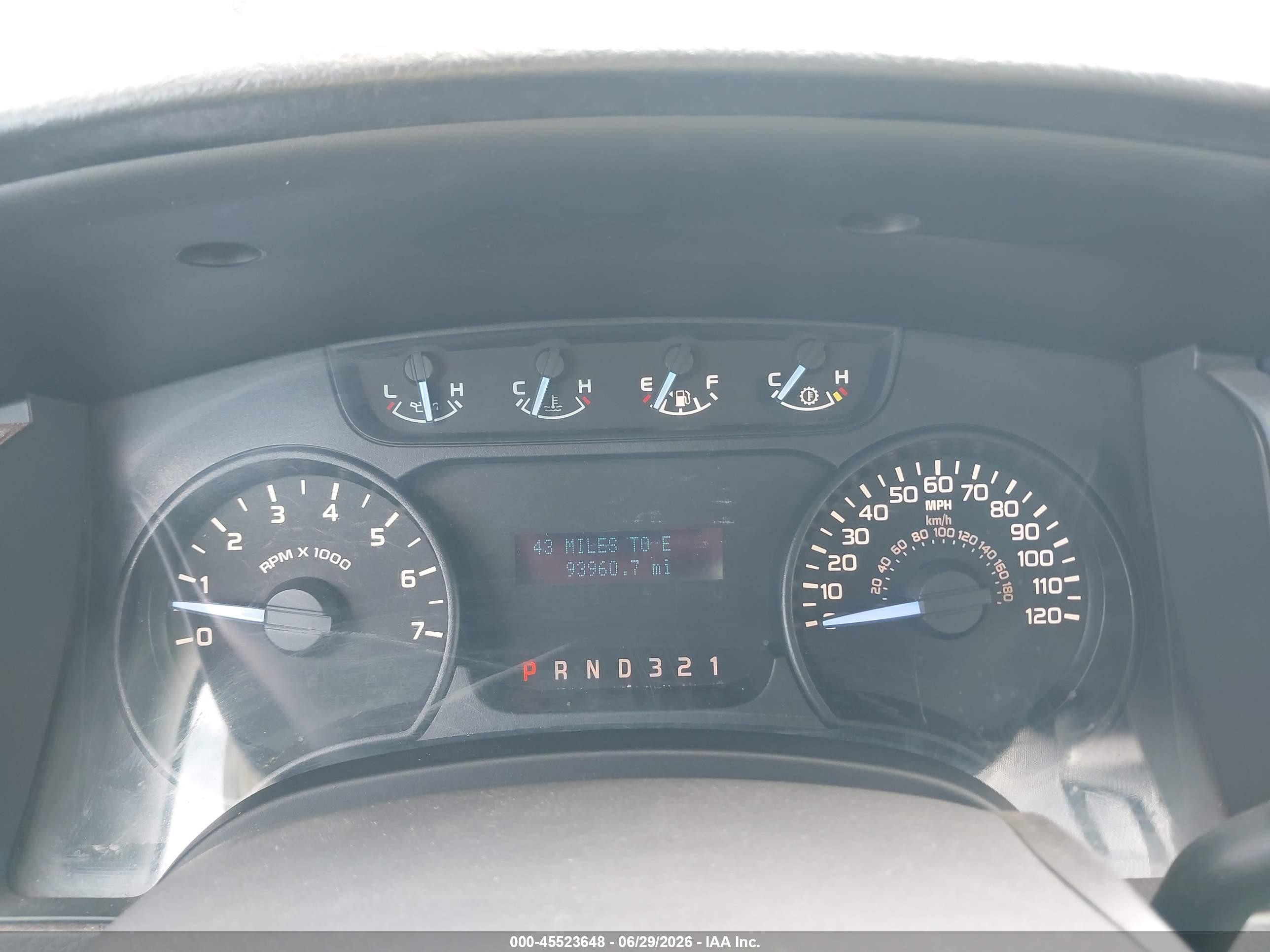 2011 Ford F-150 Stx/xl/xlt White vin: 1FTMF1CMXBKD32135
