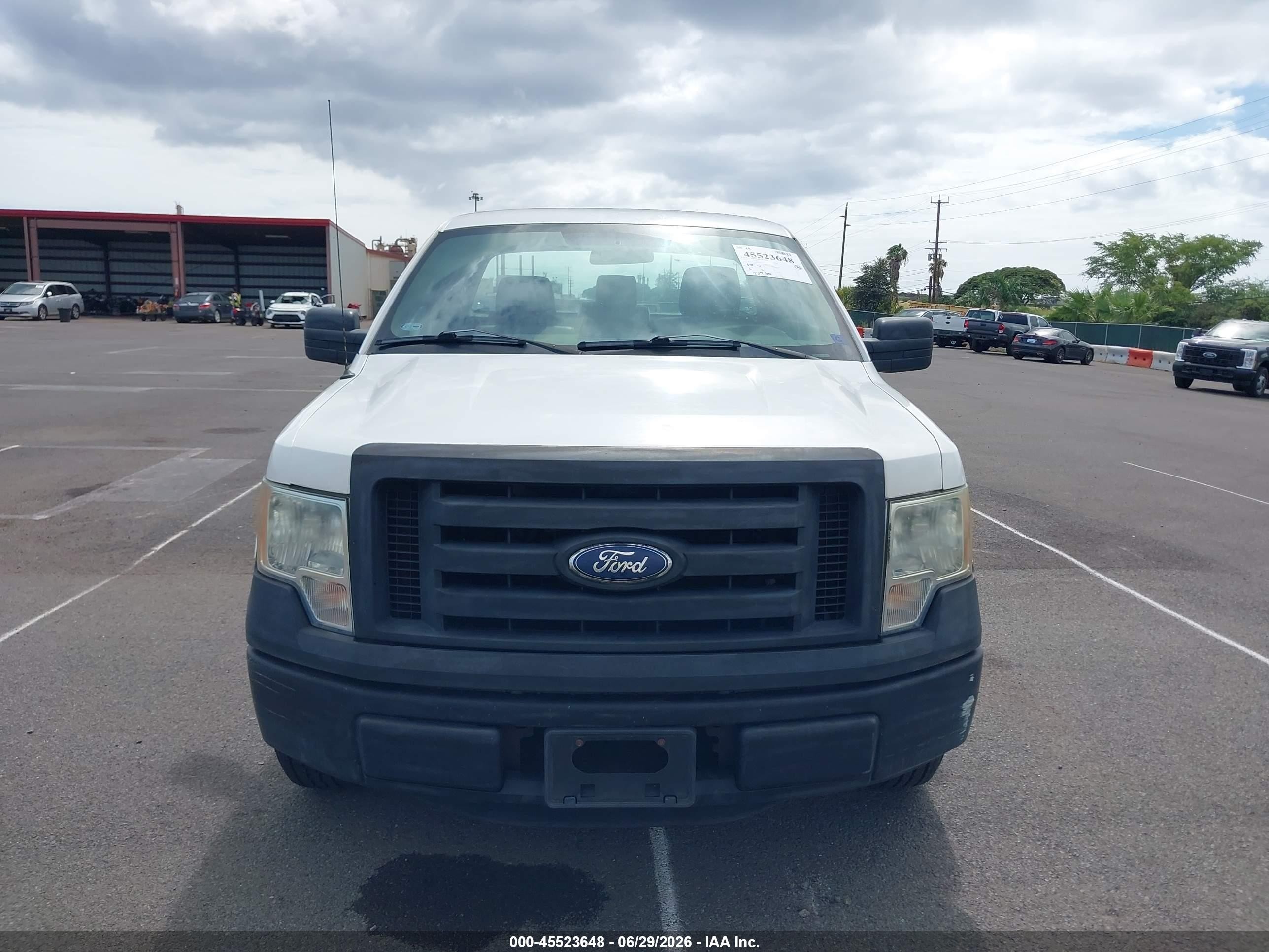 2011 Ford F-150 Stx/xl/xlt White vin: 1FTMF1CMXBKD32135