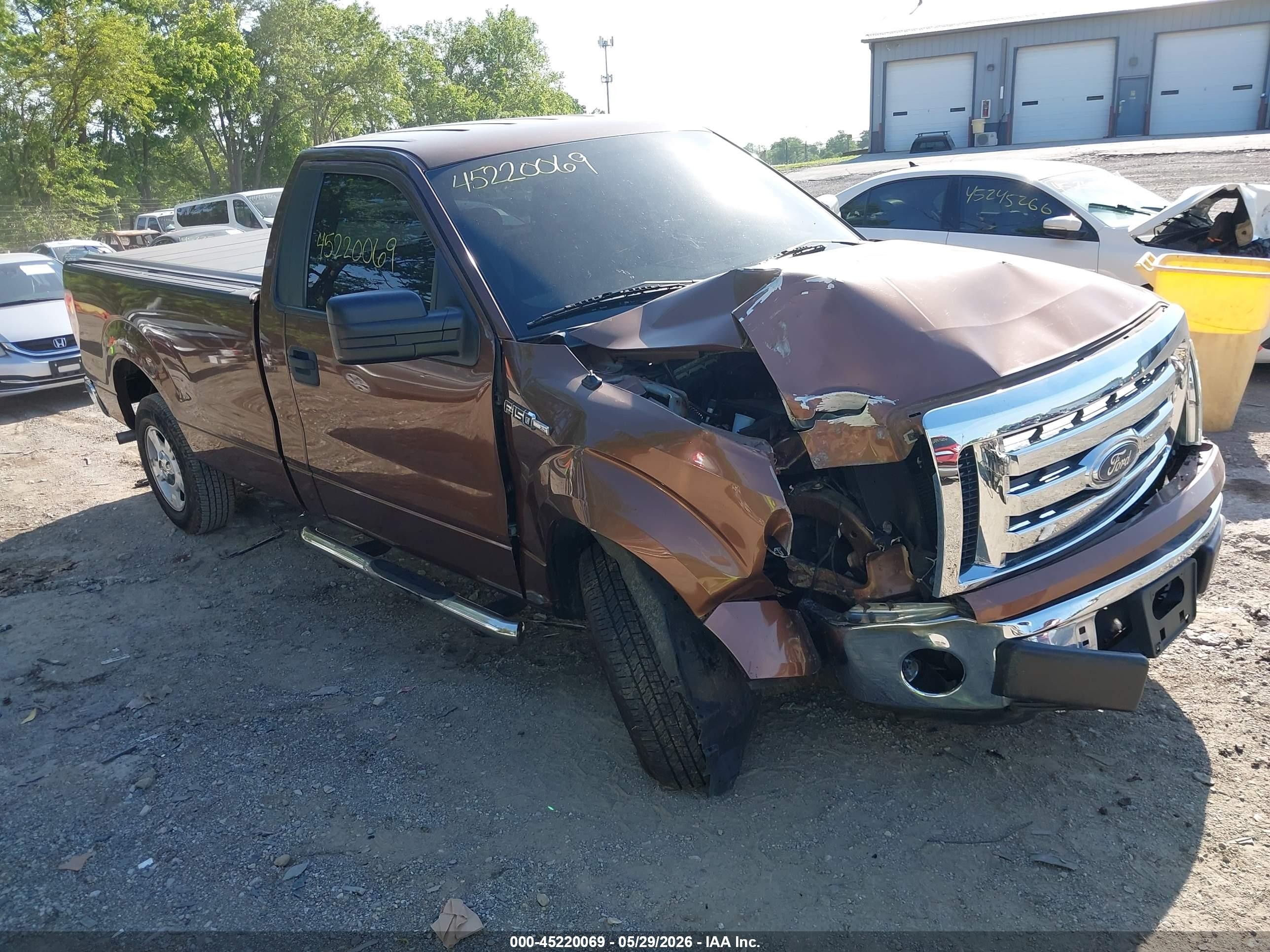 2011 Ford F-150 Xlt Коричневый vin: 1FTMF1CMXBKD33897