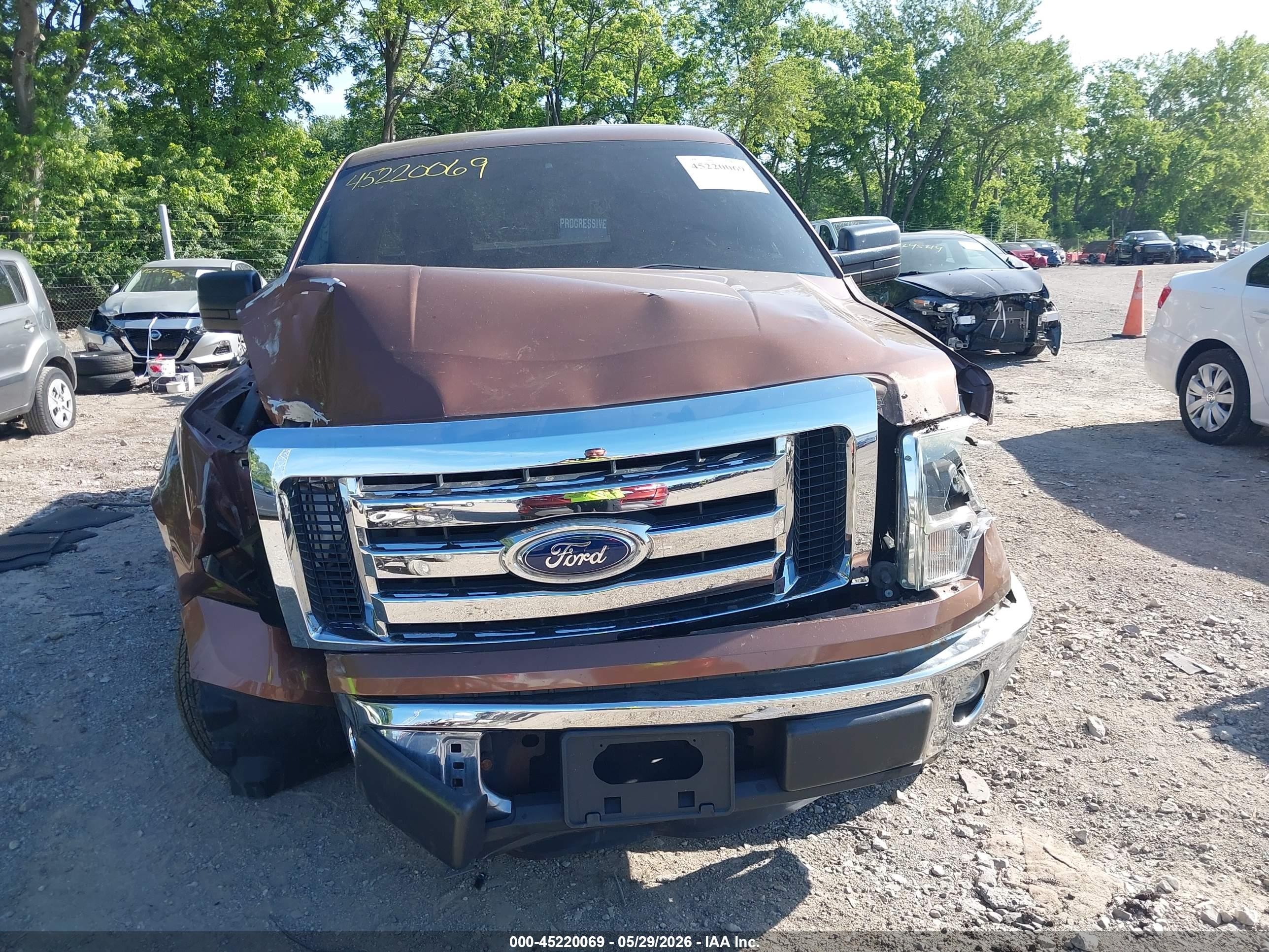 2011 Ford F-150 Xlt Коричневый vin: 1FTMF1CMXBKD33897