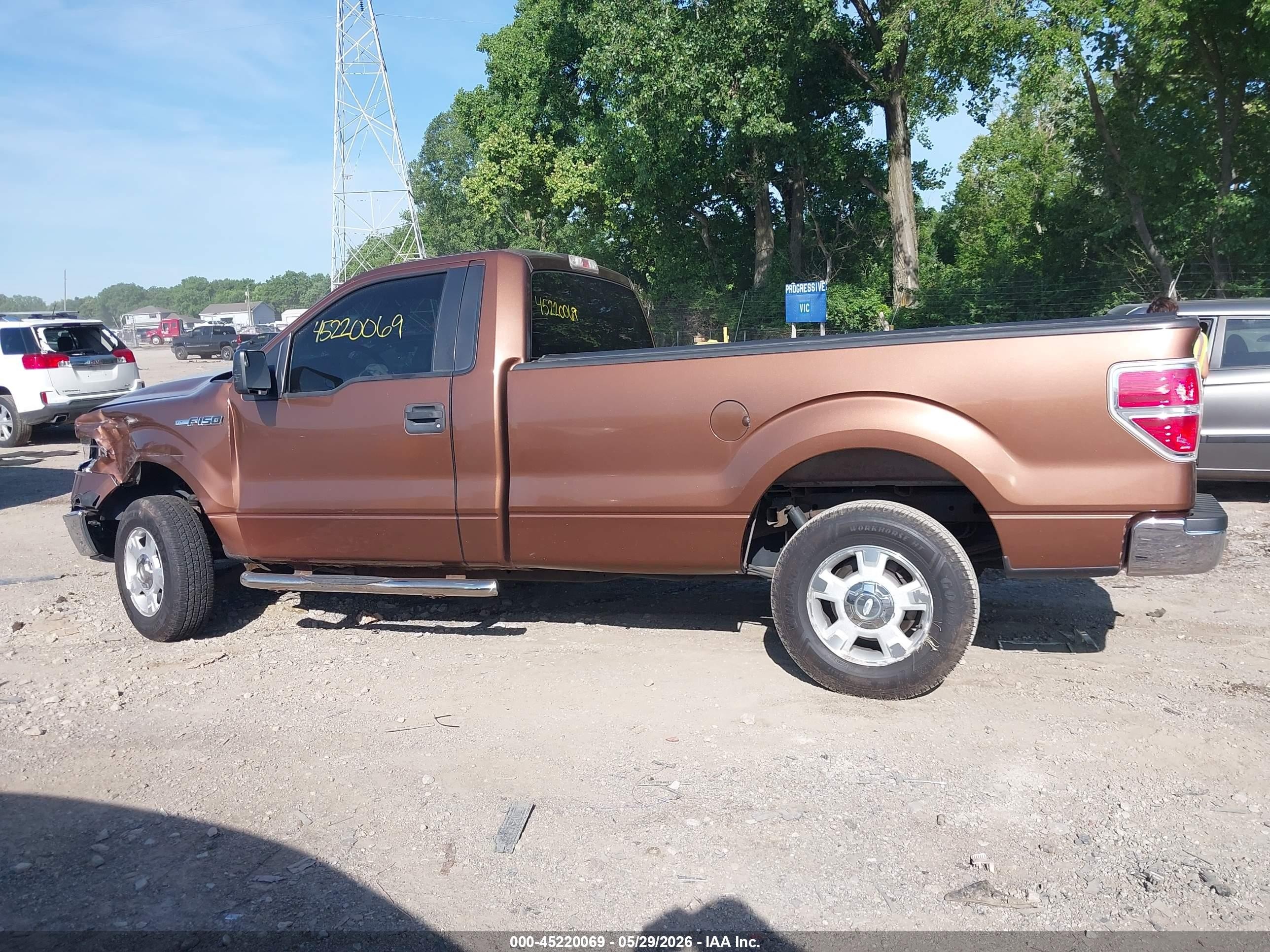 2011 Ford F-150 Xlt Коричневый vin: 1FTMF1CMXBKD33897