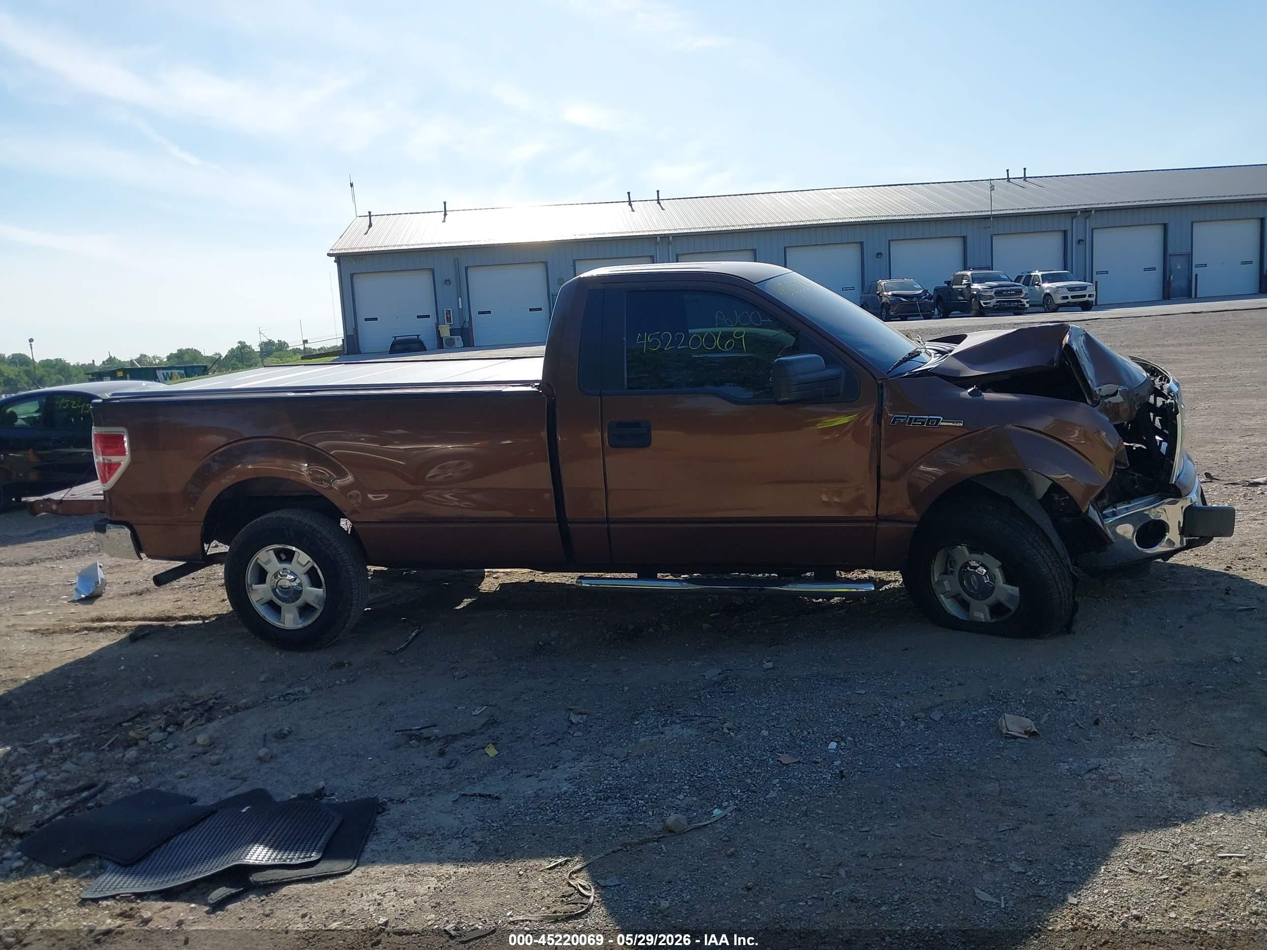 2011 Ford F-150 Xlt Коричневый vin: 1FTMF1CMXBKD33897
