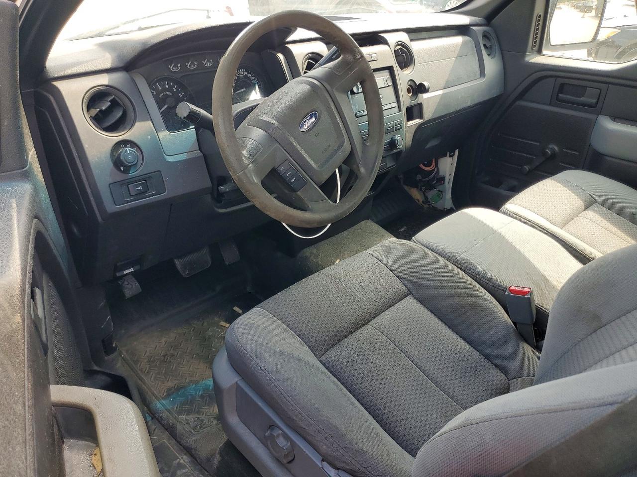 2011 Ford F-150 White vin: 1FTMF1CMXBKE08467