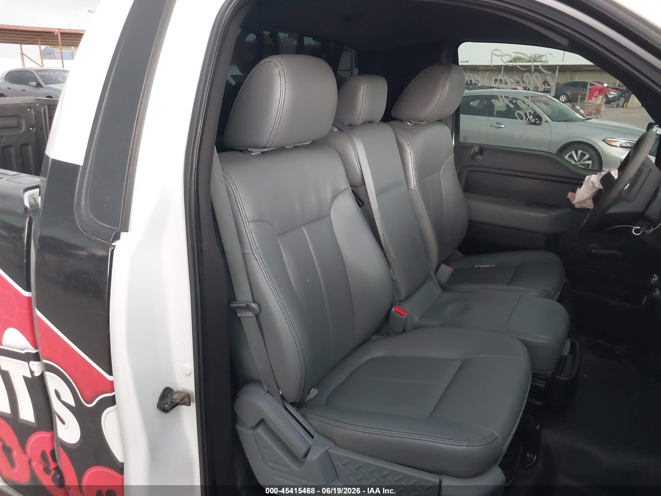 2011 Ford F-150 Stx/xl/xlt White vin: 1FTMF1CMXBKE10476