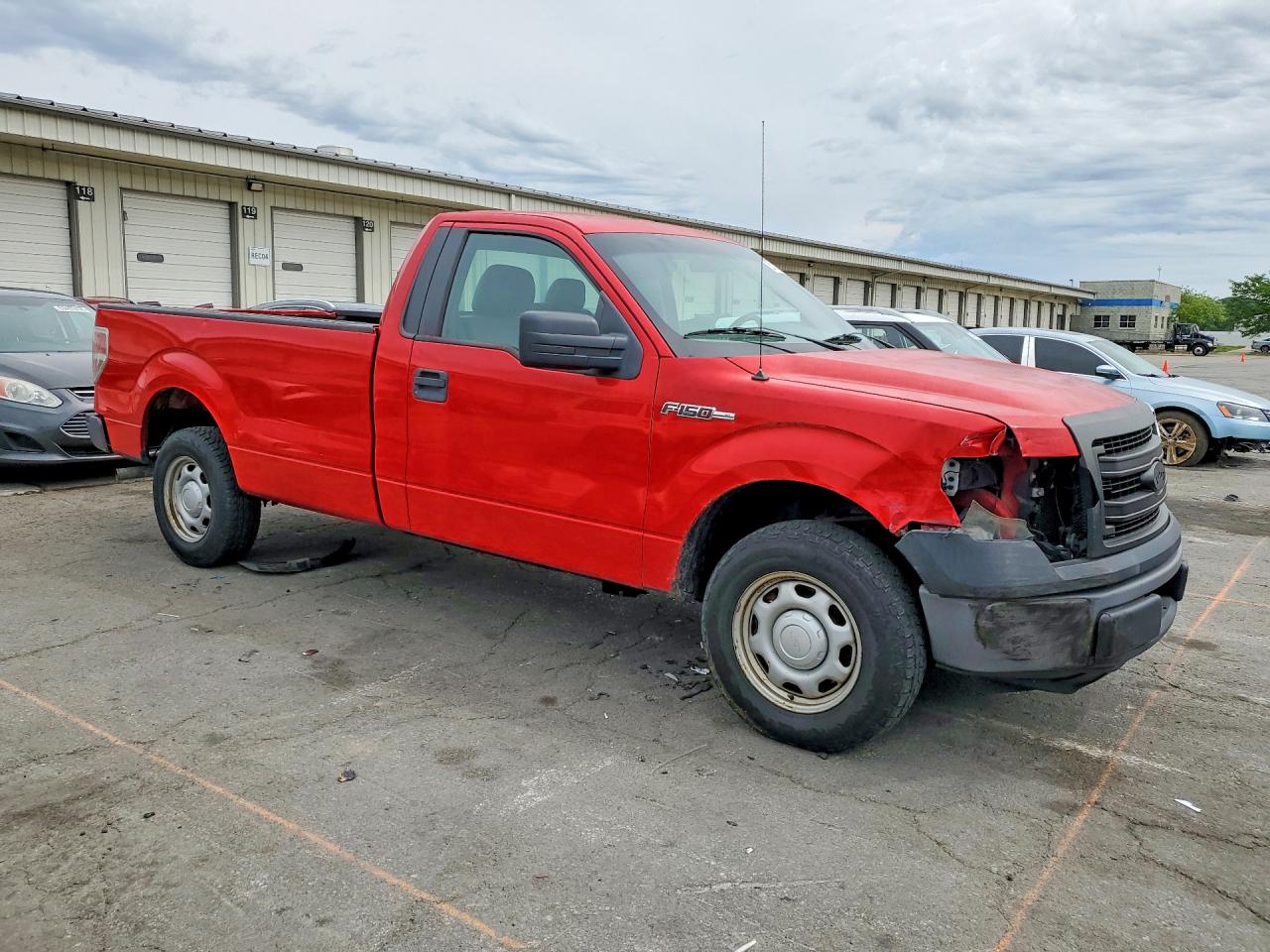 2013 Ford F150 Red vin: 1FTMF1CMXDKE91451