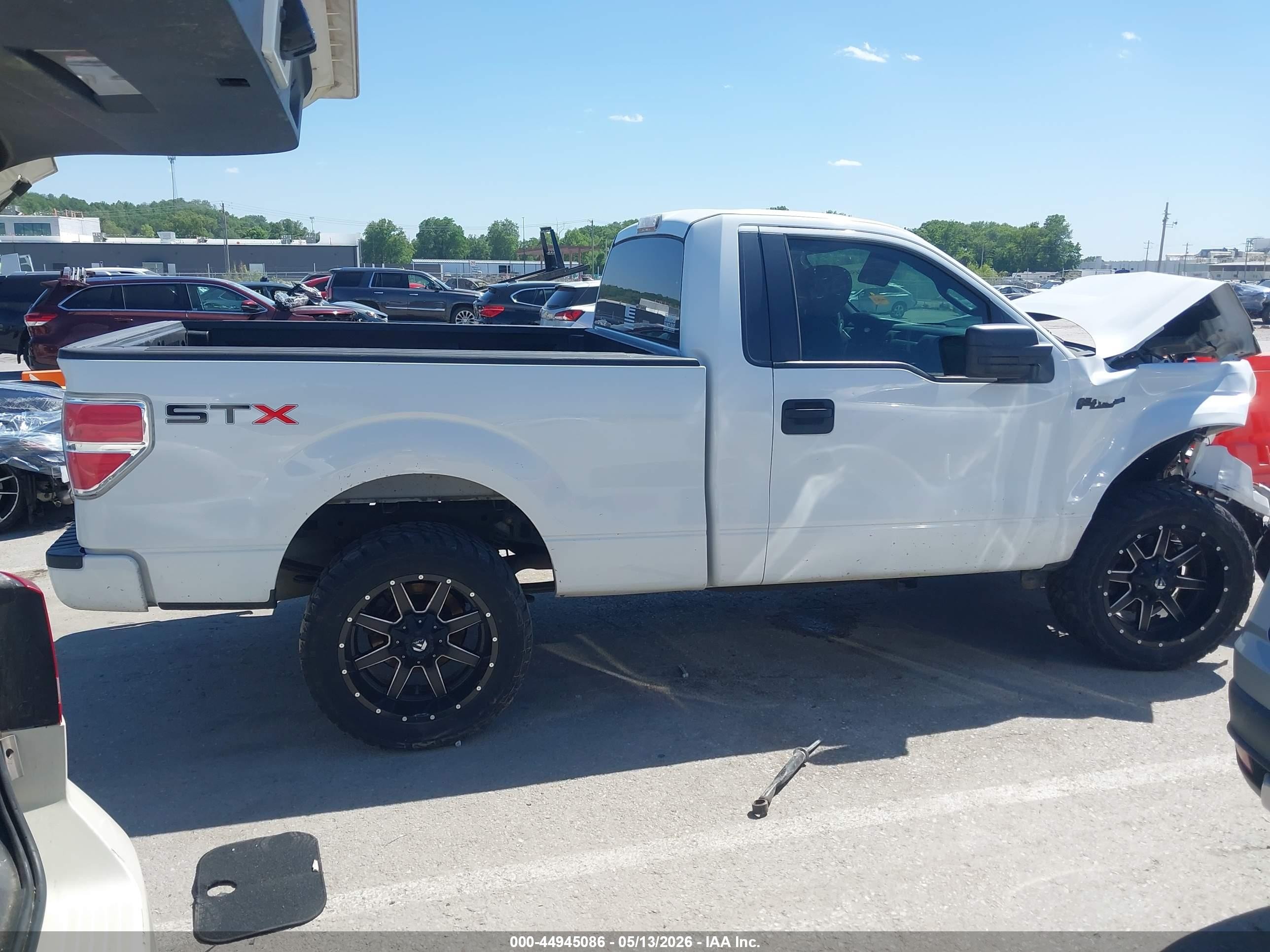 2013 Ford F-150 Stx White vin: 1FTMF1CMXDKF29910