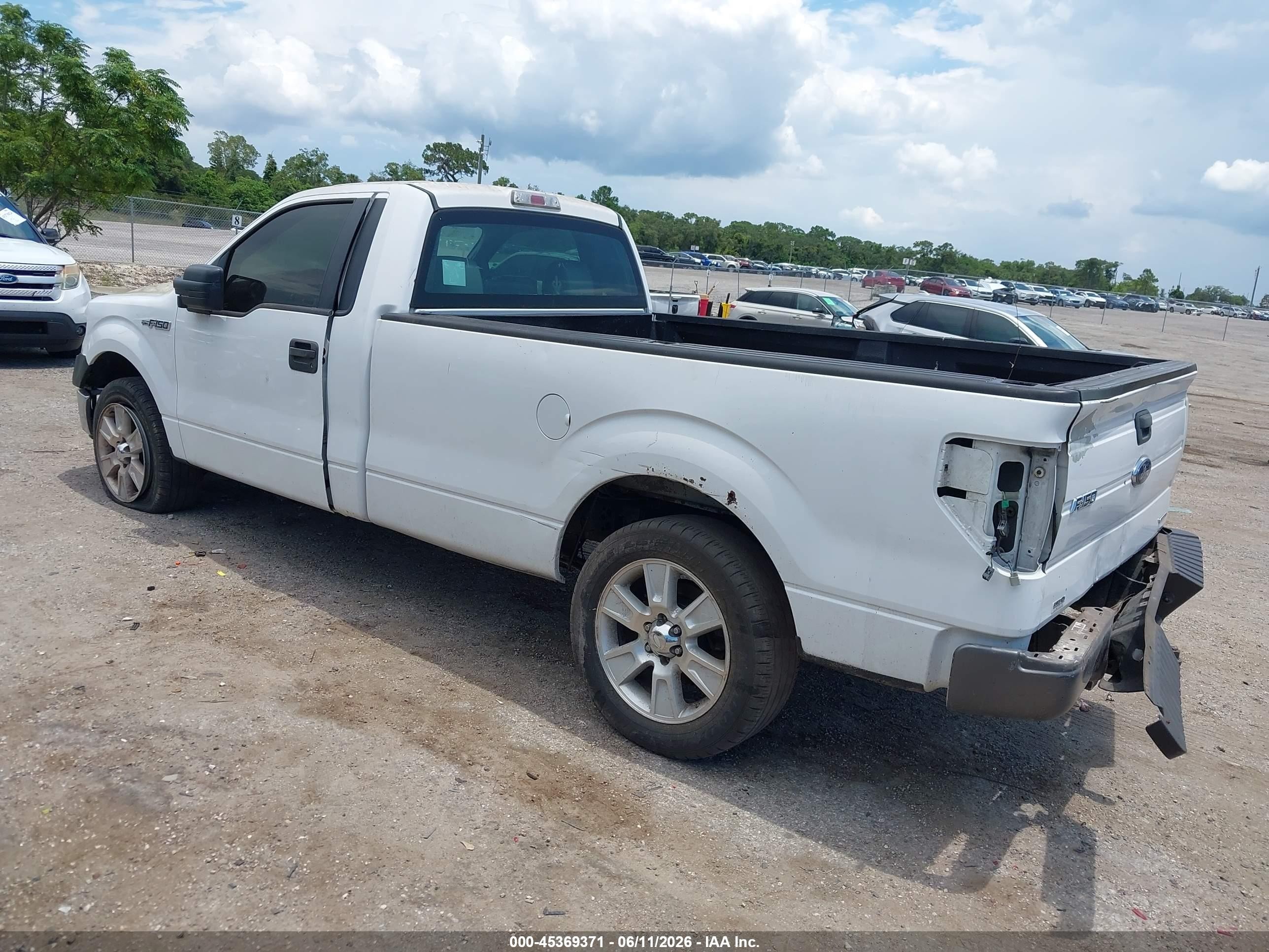 2014 Ford F-150 Xl White vin: 1FTMF1CMXEKF95505