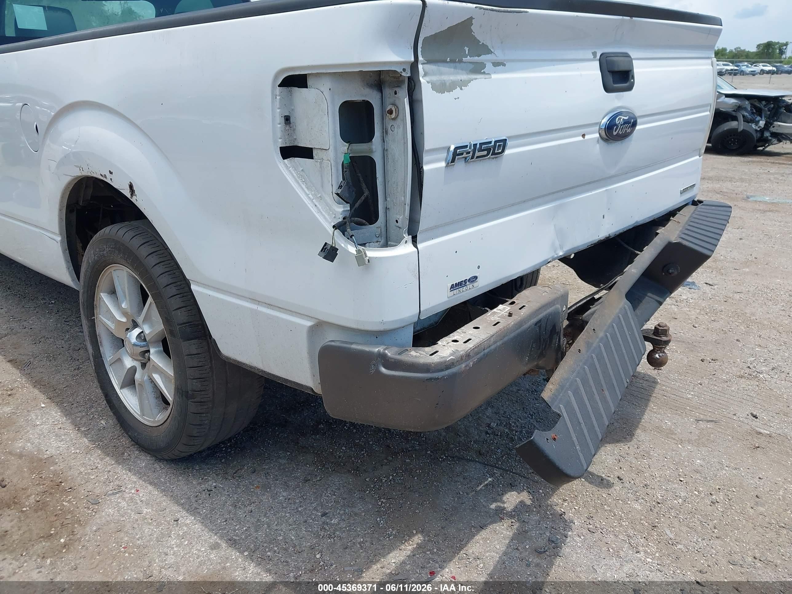 2014 Ford F-150 Xl White vin: 1FTMF1CMXEKF95505