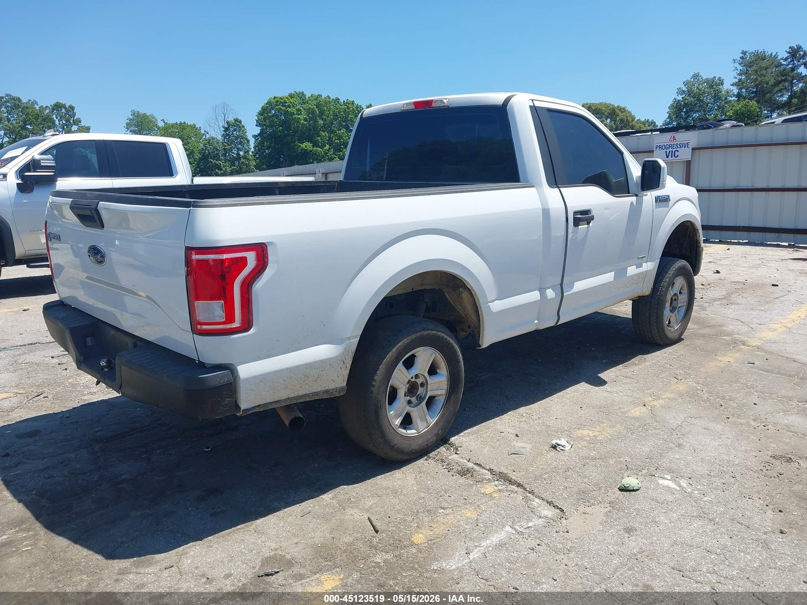 2015 Ford F-150 Xl White vin: 1FTMF1CP1FKE52647