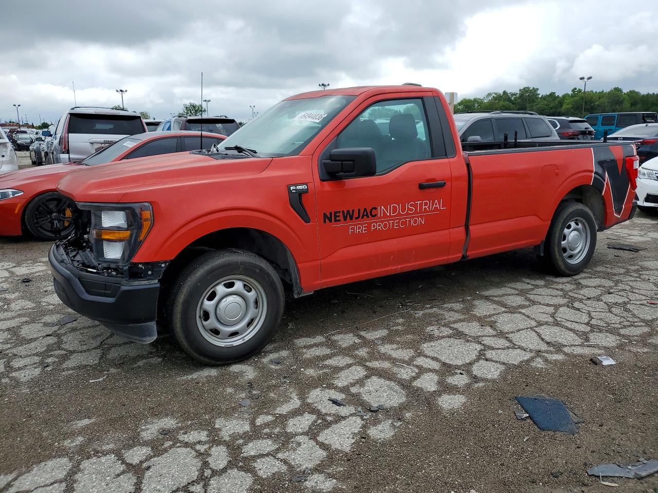 2023 Ford F150 Red vin: 1FTMF1CP2PKF58851