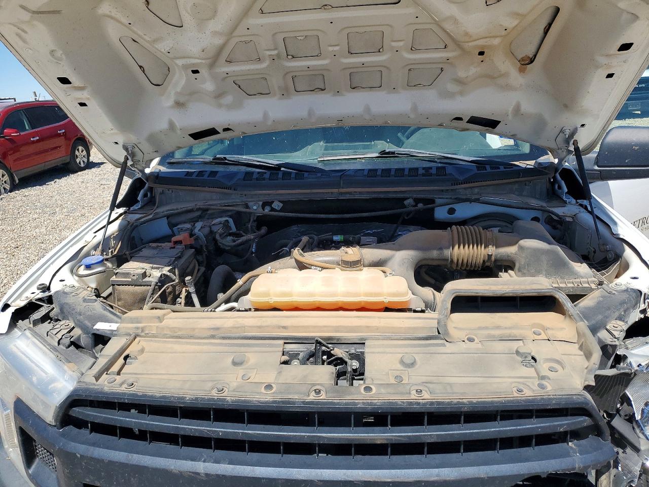 2019 Ford F150 White vin: 1FTMF1CP4KKC16777