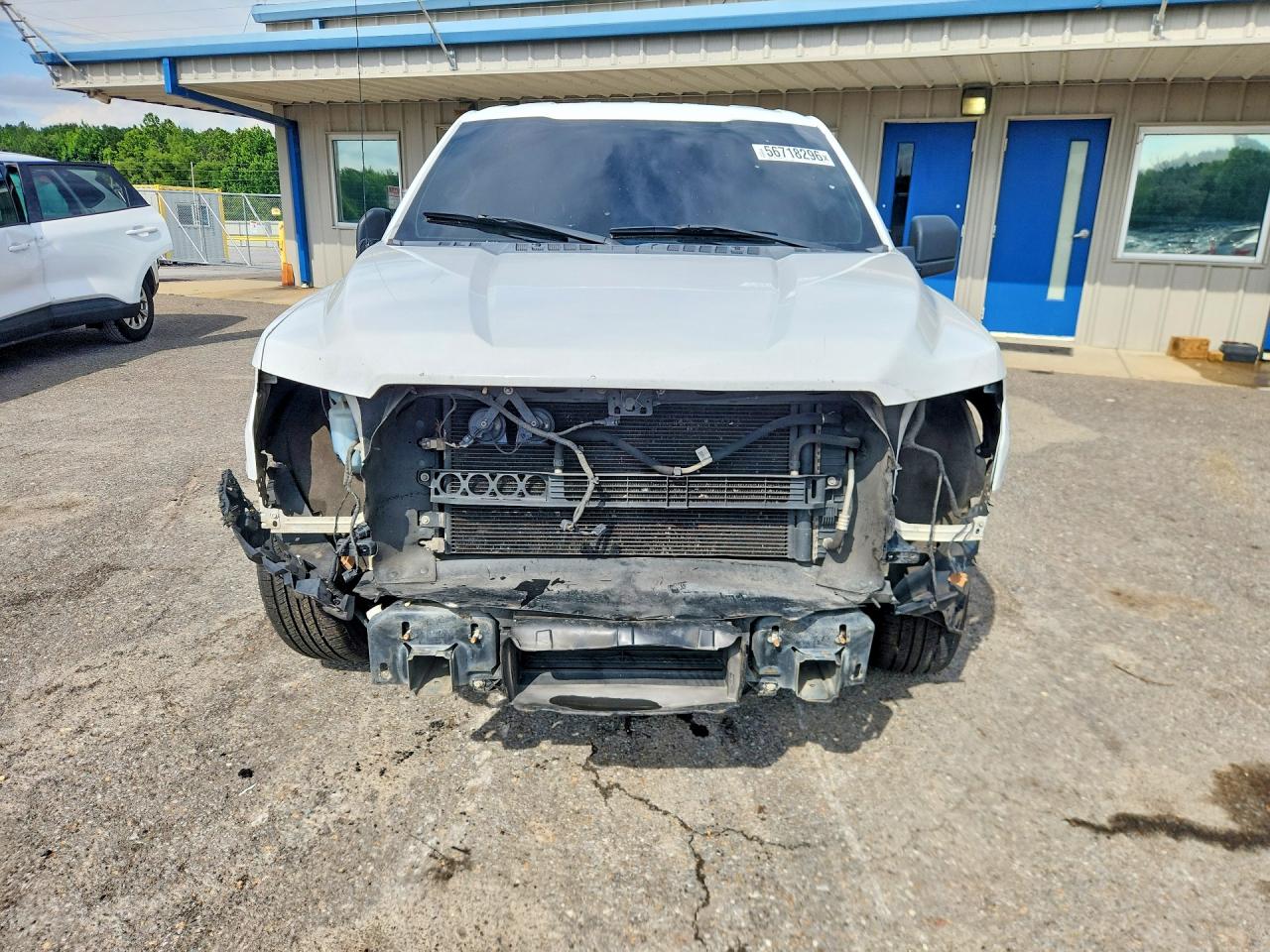 2015 Ford F150 Белый vin: 1FTMF1CP9FKE52959