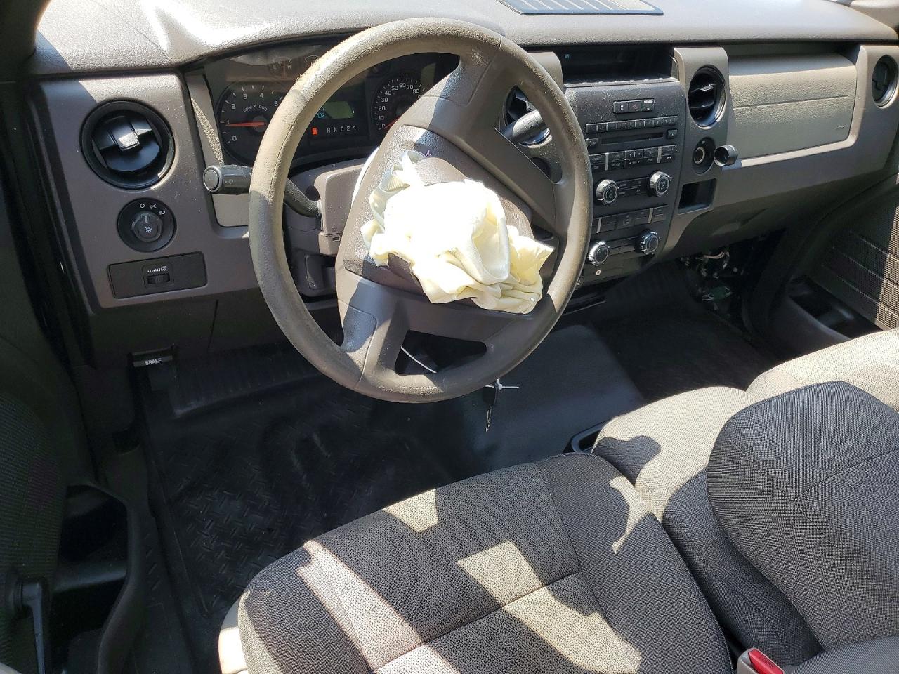 2010 Ford F150 Black vin: 1FTMF1CW0AKA21135