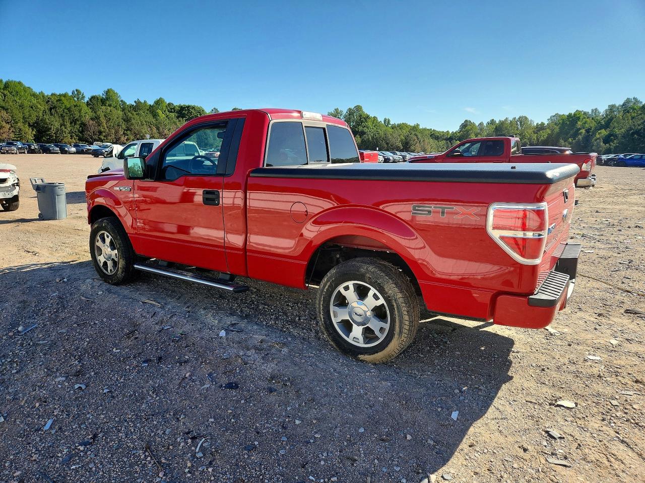 2010 Ford F150 Red vin: 1FTMF1CW0AKA82856