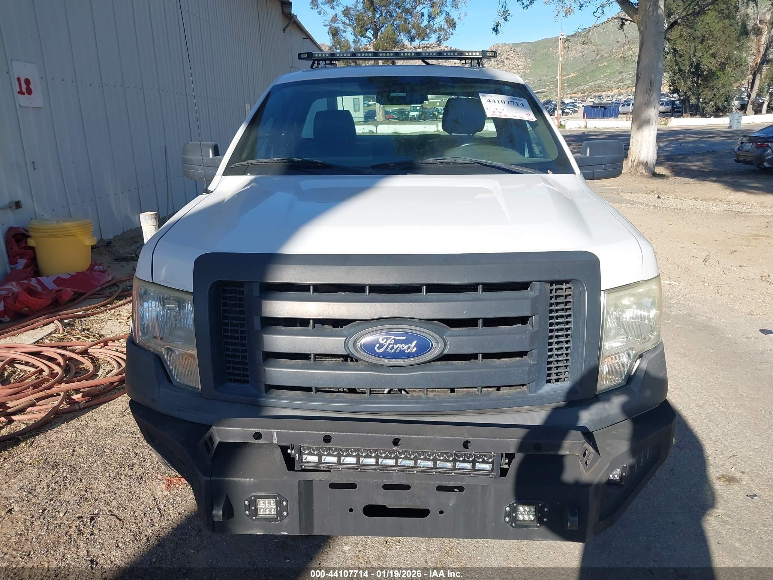 2010 Ford F-150 Stx/xl/xlt White vin: 1FTMF1CW0AKB33613