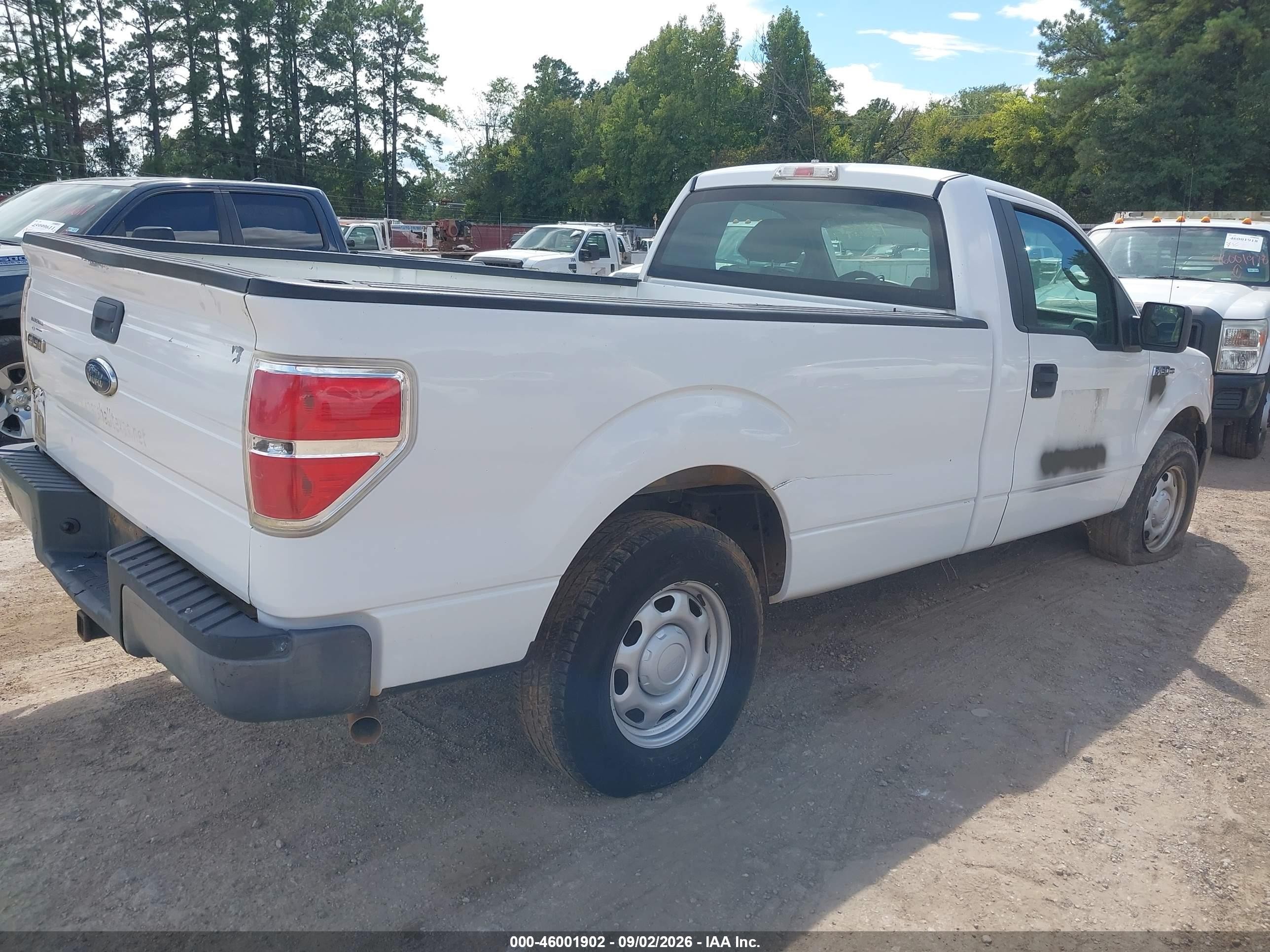 2010 Ford F-150 Stx/xl/xlt/xlt W/mid-box Prep White vin: 1FTMF1CW0AKE01379