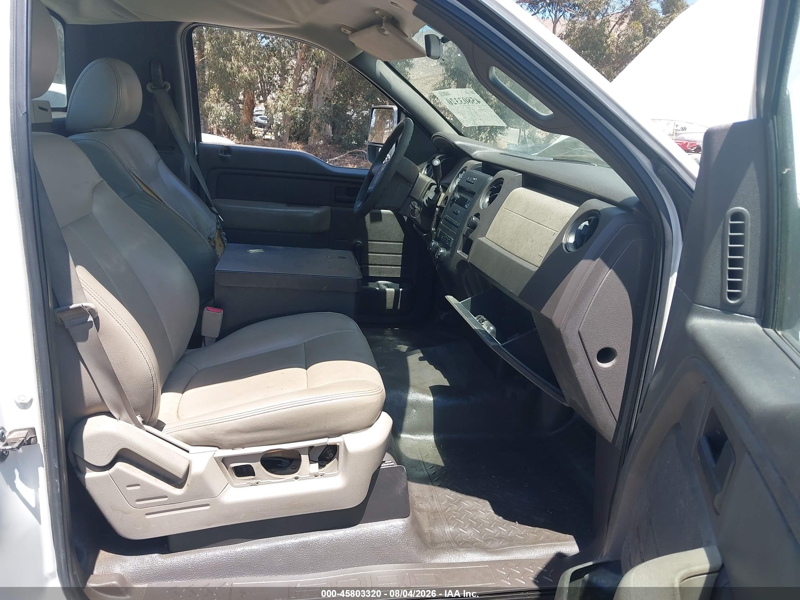 2010 Ford F-150 Stx/xl/xl W/mid-box Prep/xlt/xlt W/mid-box Prep White vin: 1FTMF1CW1AKB11099