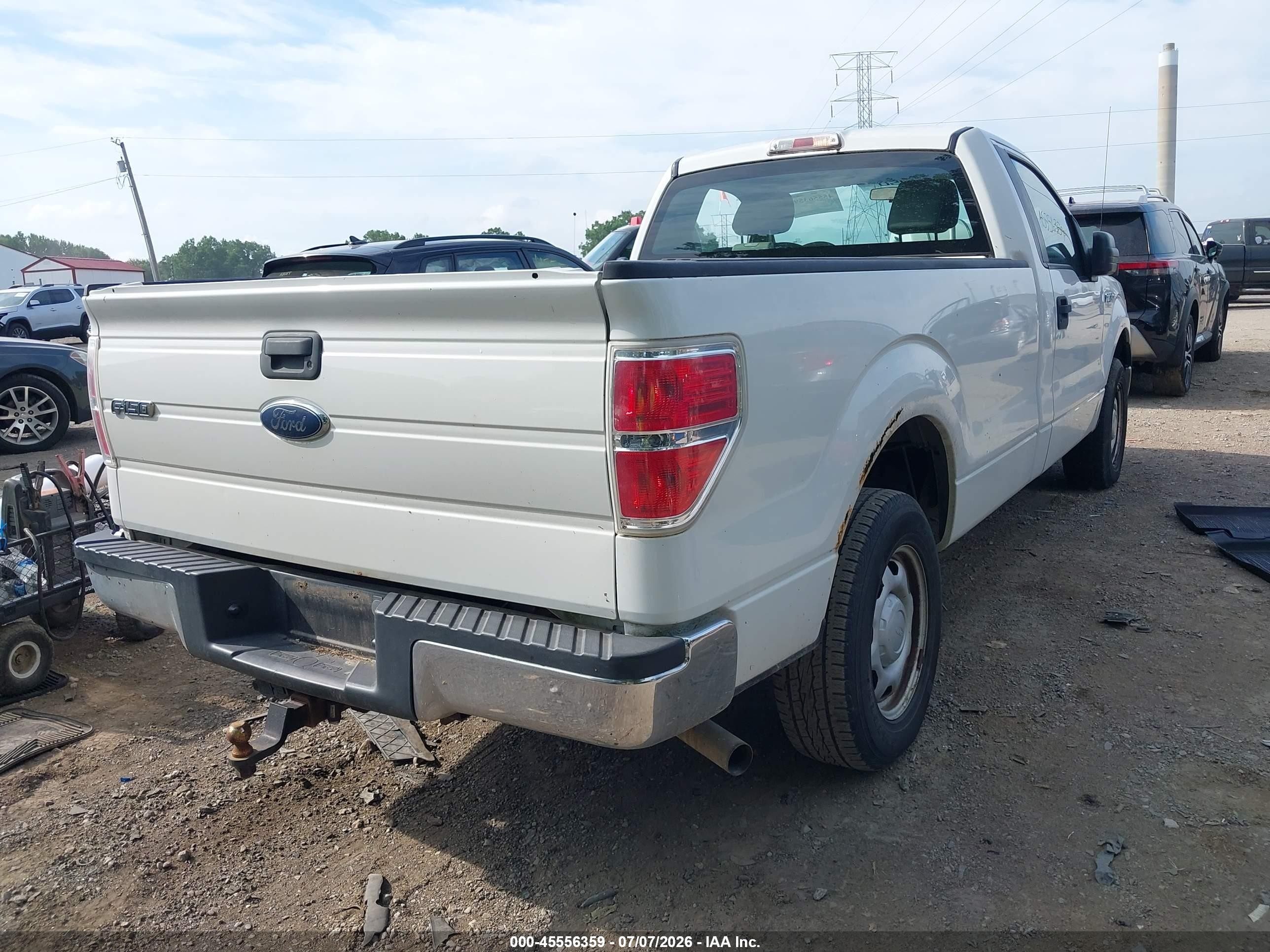 2010 Ford F-150 Stx/xl/xl W/mid-box Prep/xlt/xlt W/mid-box Prep White vin: 1FTMF1CW1AKC11123