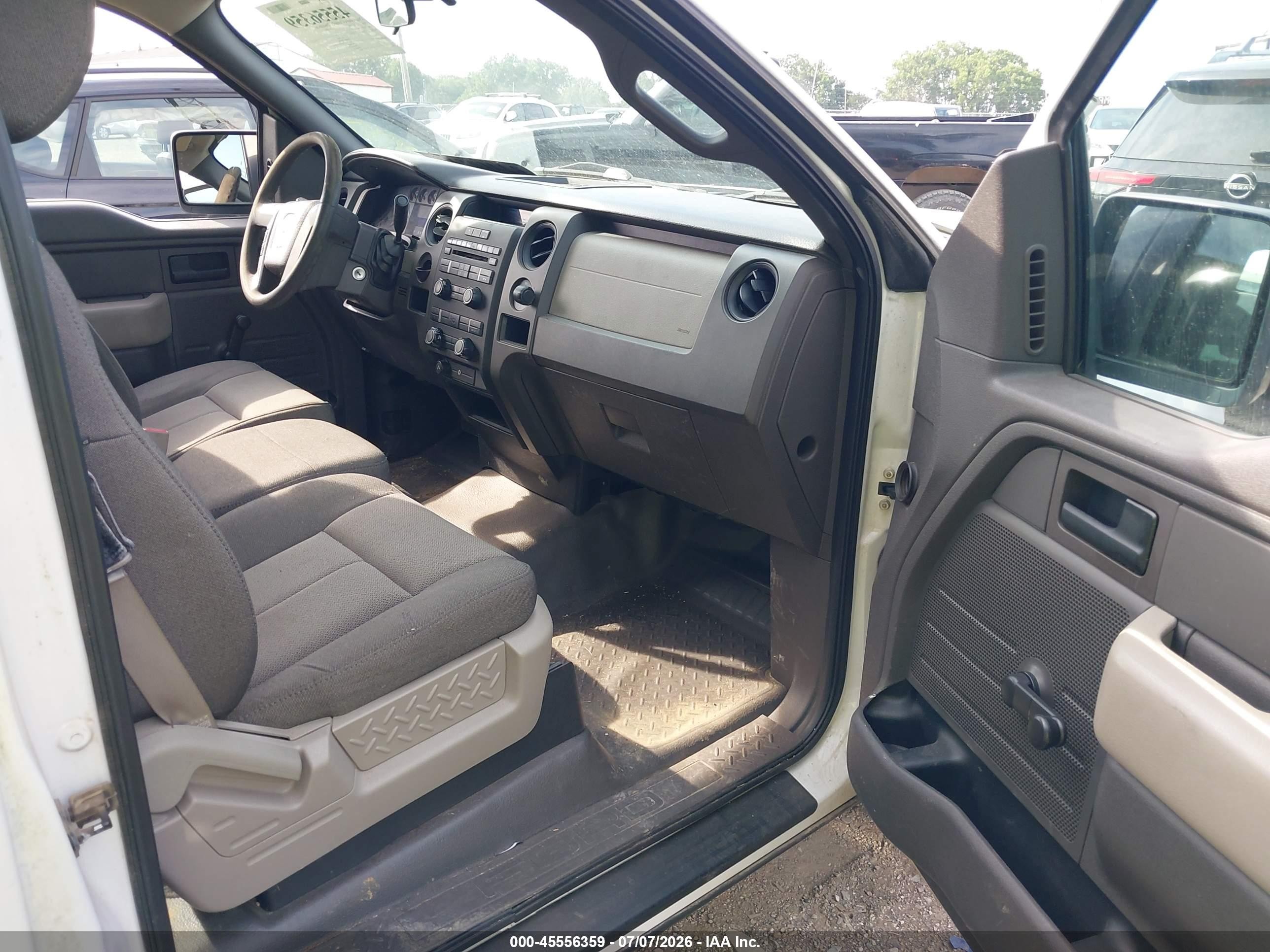 2010 Ford F-150 Stx/xl/xl W/mid-box Prep/xlt/xlt W/mid-box Prep White vin: 1FTMF1CW1AKC11123